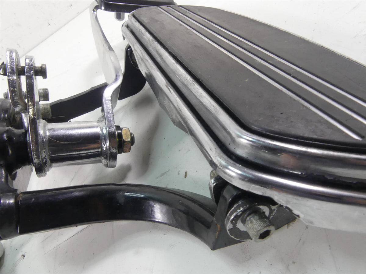 2011 Harley Touring FLTRU Road Glide Floorboard Shifter Brake Pedal Set 47365-09 {{ shop.shopifyCountryName }} - Mototech271