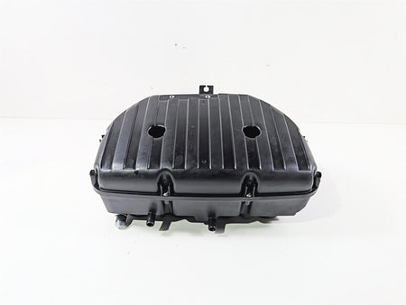 2024 Suzuki GSXR600 Air Box Cleaner Breather Filter 13720-14J01 {{ shop.shopifyCountryName }} - Mototech271