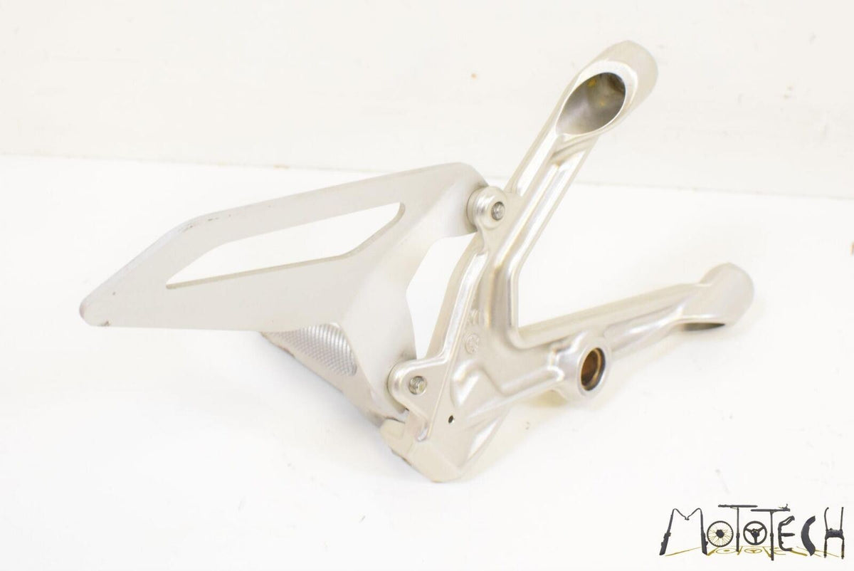 2016 Ducati Superbike 959 Panigale Left Front Rider Footpeg Foot Peg 82421862AA {{ shop.shopifyCountryName }} - Mototech271