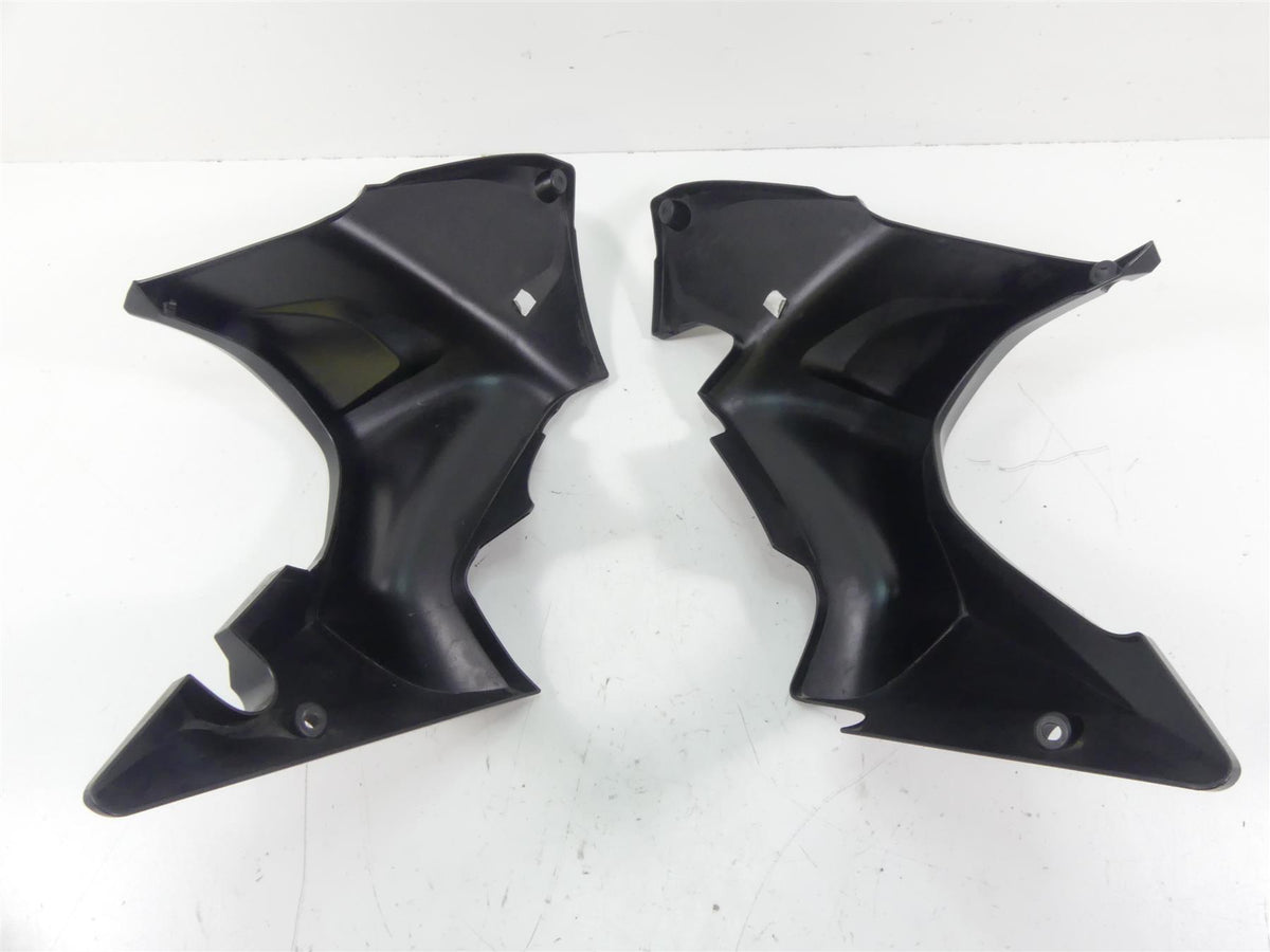 2017 BMW R1200RT K52 Left & Right Engine Fairing Cover 46638533580 46638533579 {{ shop.shopifyCountryName }} - Mototech271