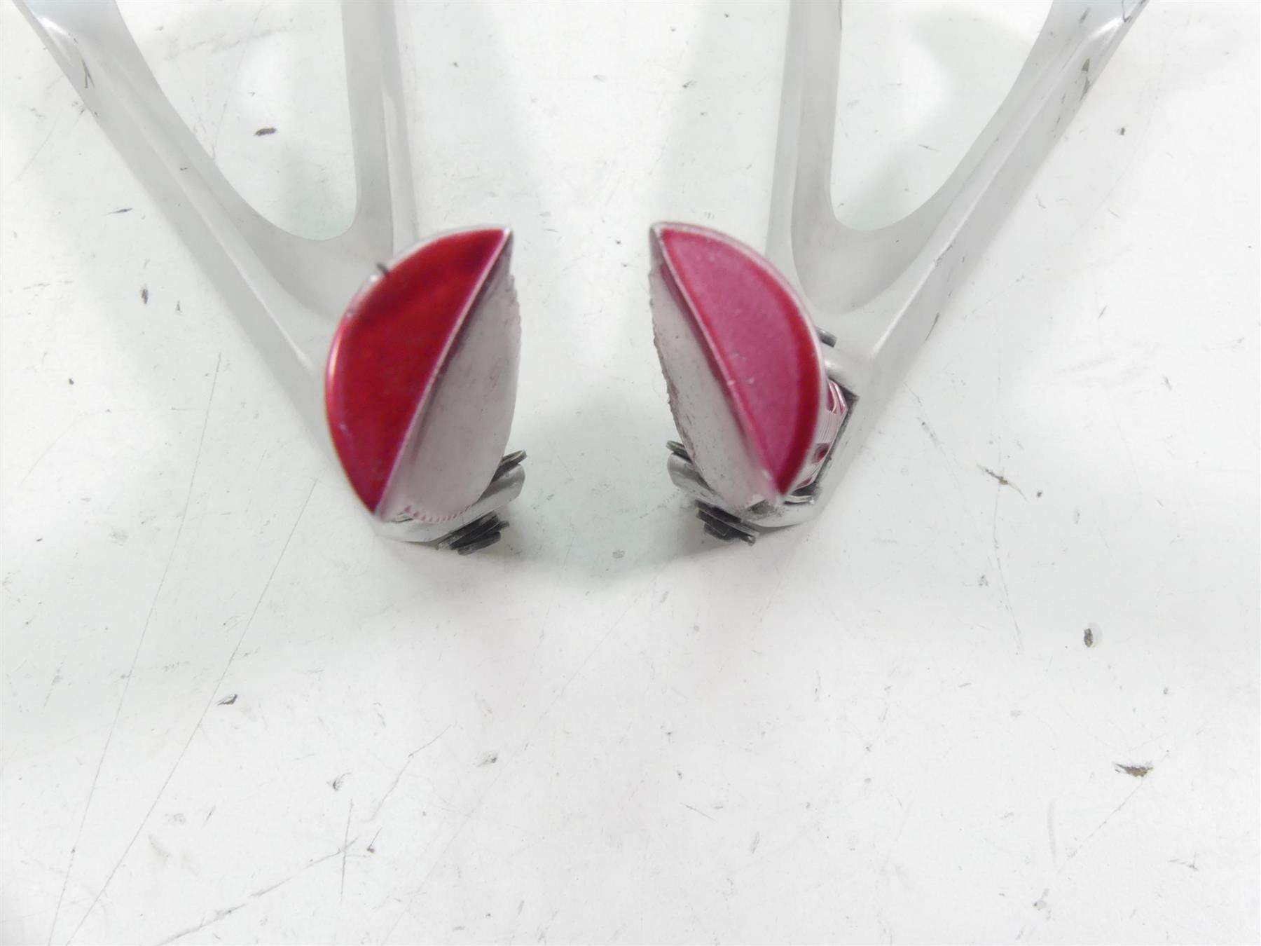 2015 Honda CBR1000 RR SC59 Rear Passenger Footpeg Peg Set 50760-MFL-D20 {{ shop.shopifyCountryName }} - Mototech271