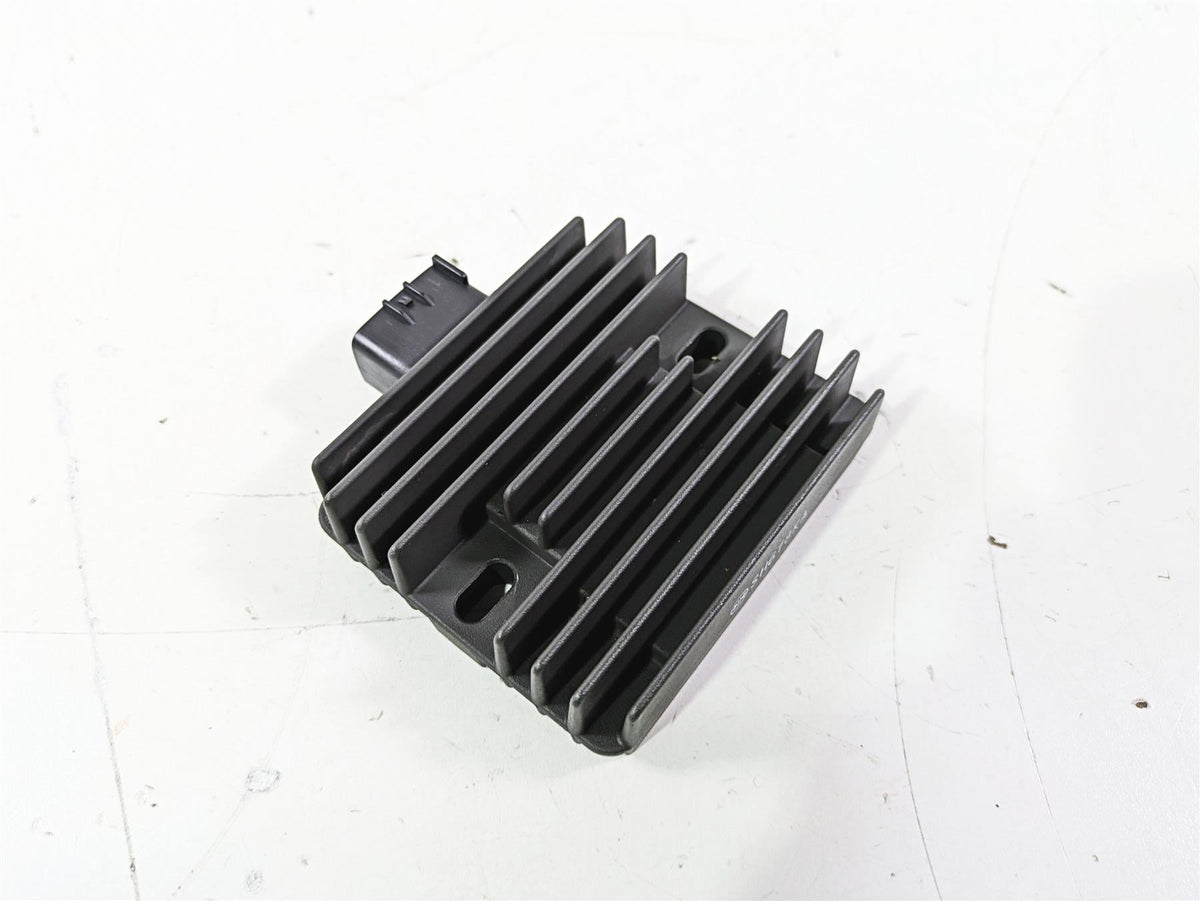 2022 MV Agusta F3 800 Rosso Rectifier Voltage Regulator 8000B3206 SH678KA {{ shop.shopifyCountryName }} - Mototech271