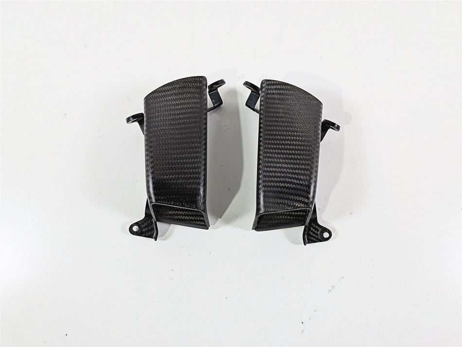 2018 Aprilia RSV4 RR Carbon Fiber Caliper Air Inlet 2B005507 2B005506 {{ shop.shopifyCountryName }} - Mototech271