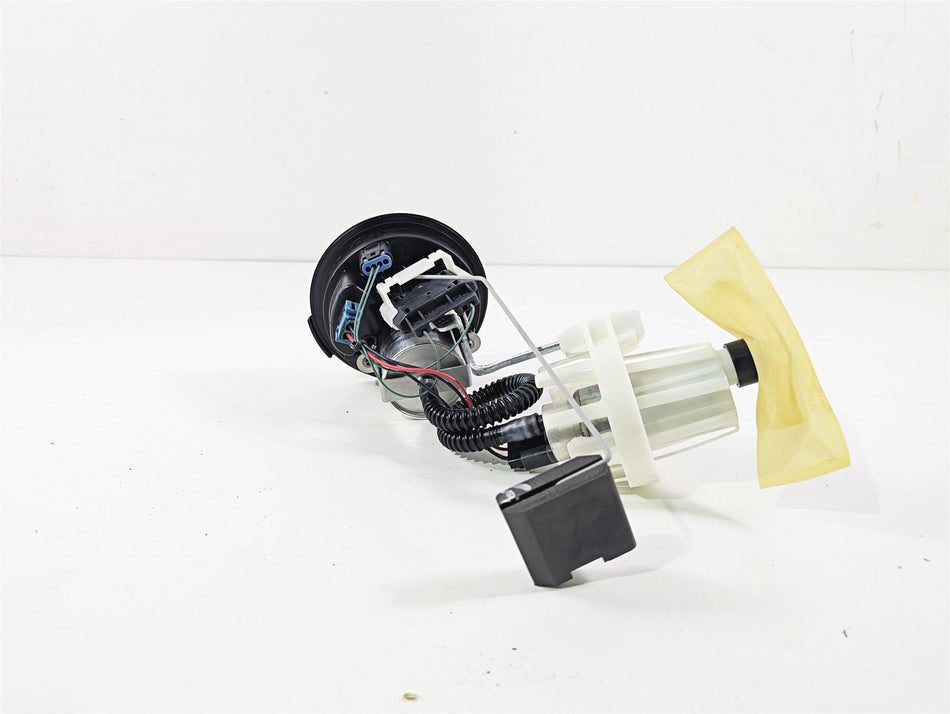 2016 BMW R1200RT K52 Fuel Gas Petrol Pump 16148532133 16148357969 {{ shop.shopifyCountryName }} - Mototech271