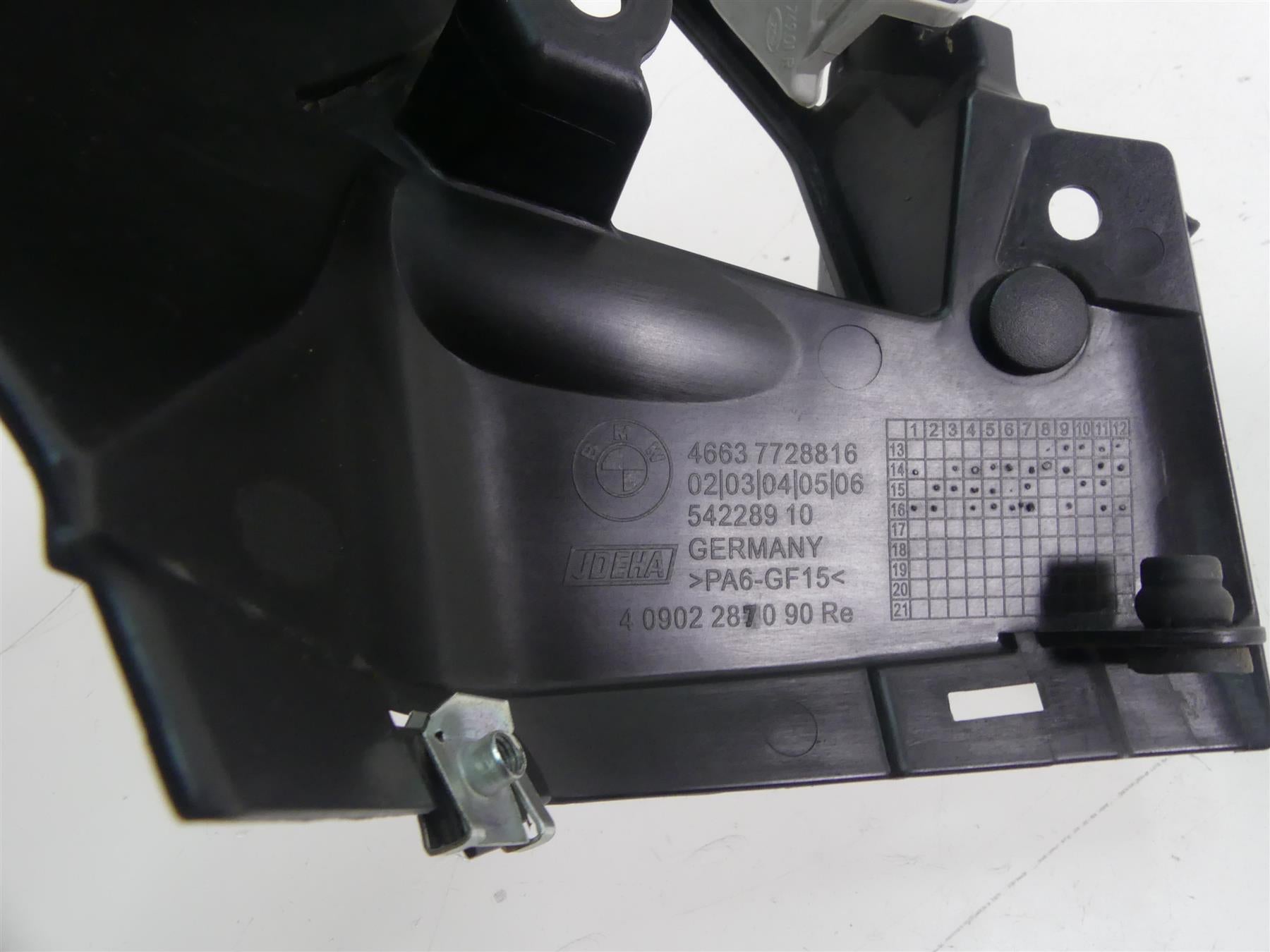 2017 BMW R1200RT K52 Right Front Blinker Turn Signal & Fairing 63138541626 {{ shop.shopifyCountryName }} - Mototech271