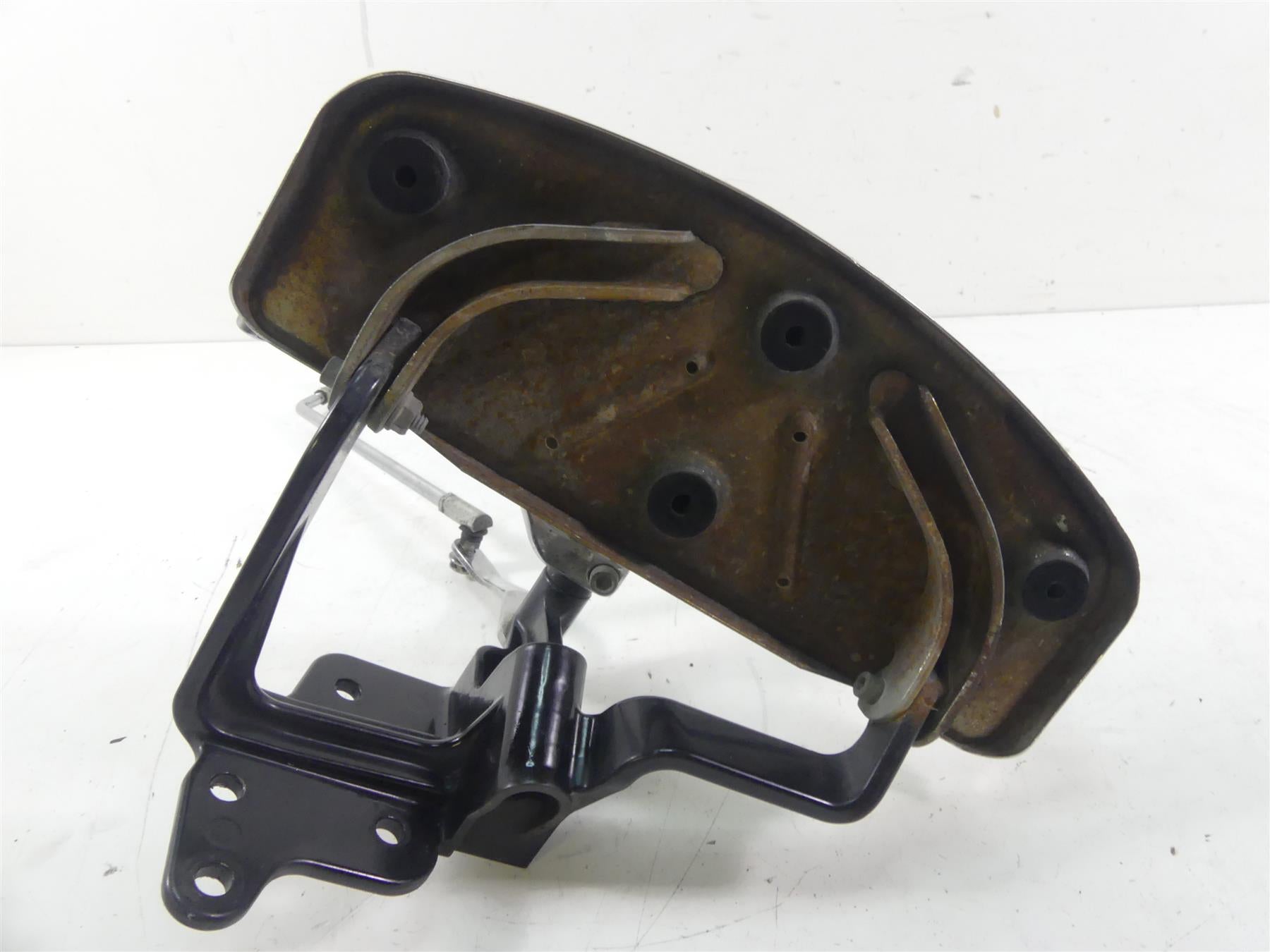 2005 Harley Softail FLSTSC Heritage Springer Left Front Floorboard 33630-00 {{ shop.shopifyCountryName }} - Mototech271