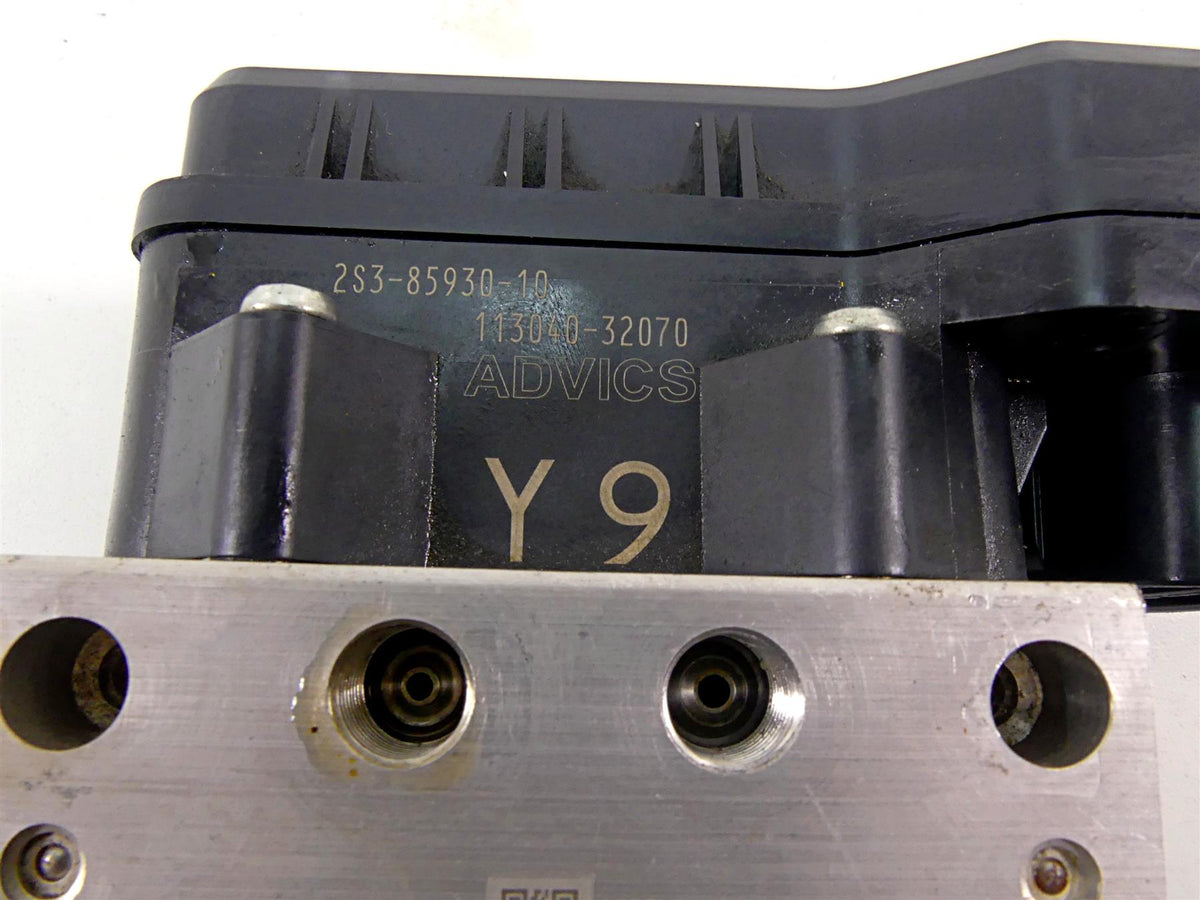 2012 Yamaha VMX17 VMAX 1700 Abs Brake Pump Module Unit 2S3-85930-19-00 {{ shop.shopifyCountryName }} - Mototech271