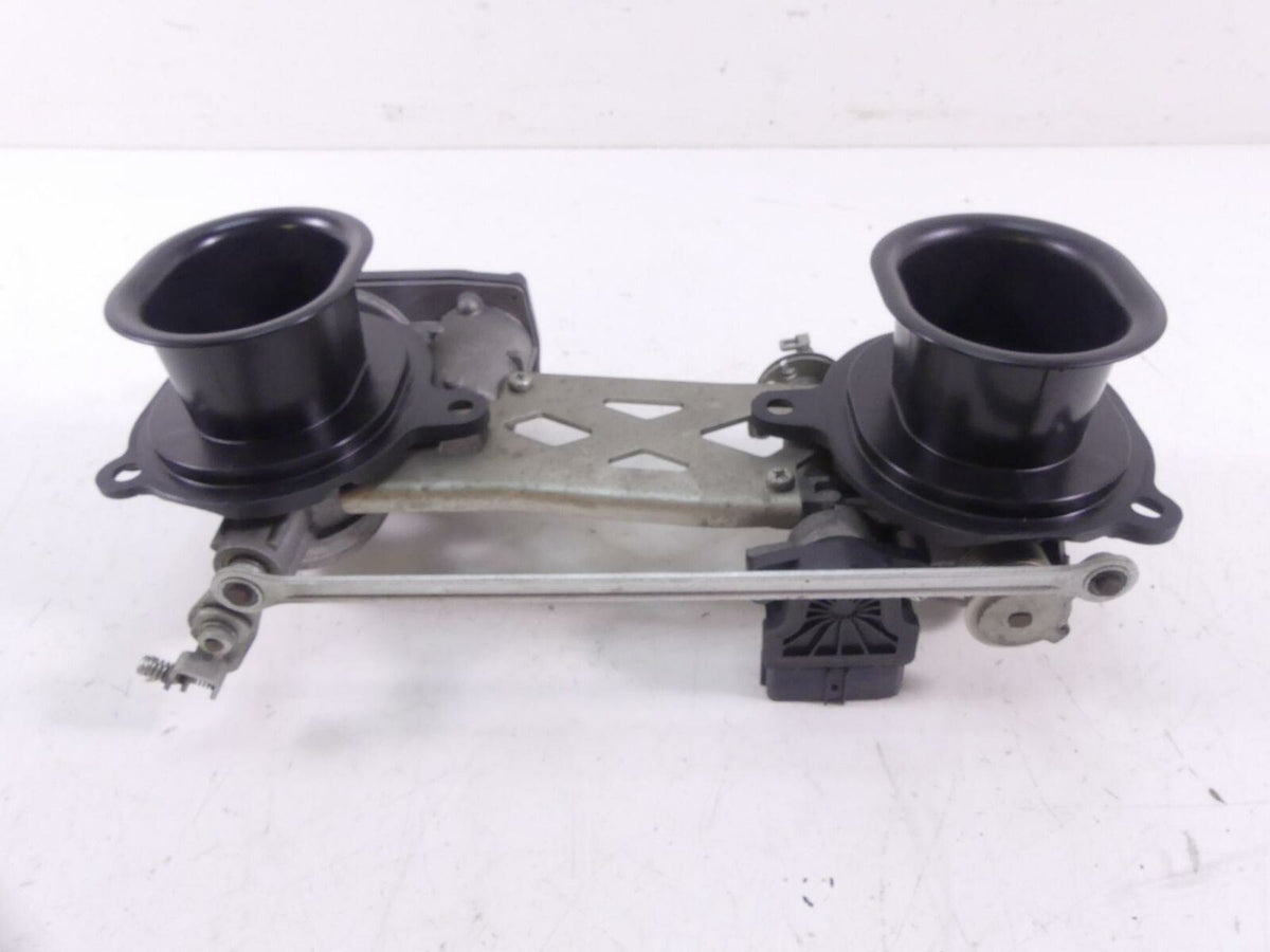 2015 Ducati Diavel Dark Mikuni Throttle Body Bodies Fuel Injector Set 28240911A {{ shop.shopifyCountryName }} - Mototech271