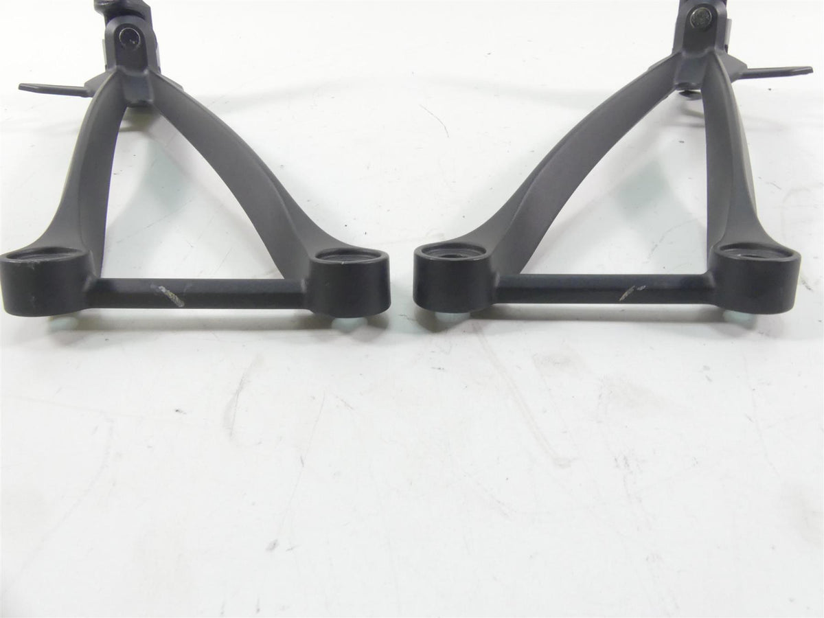 2013 Kawasaki ZX636 ZX6R Ninja Passenger Footpeg Foot Peg Set 35063-0444-18R {{ shop.shopifyCountryName }} - Mototech271