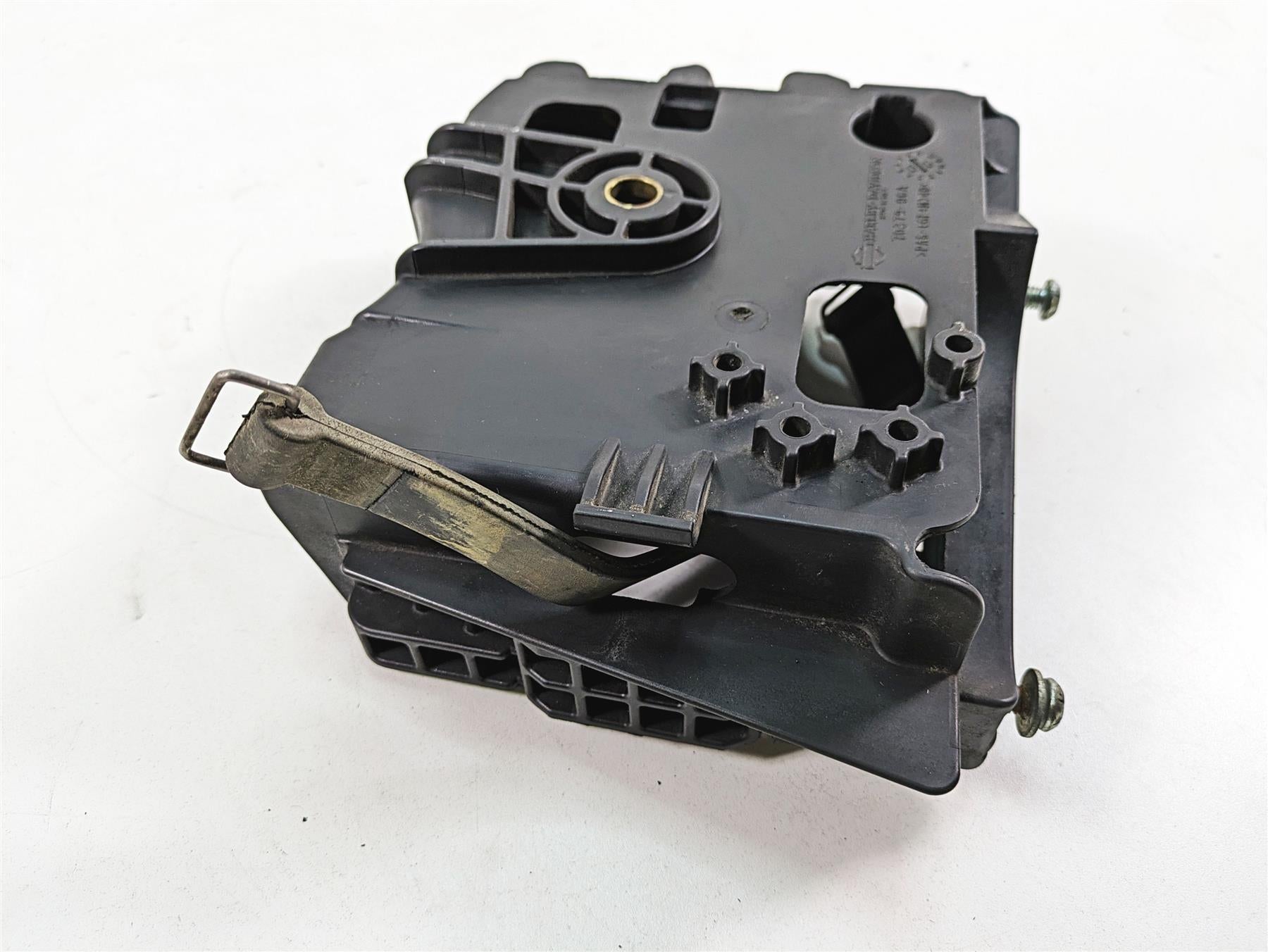 2009 Harley FXDC Dyna Super Glide Custom Lower Battery Tray Stay -Read 70379-06A {{ shop.shopifyCountryName }} - Mototech271