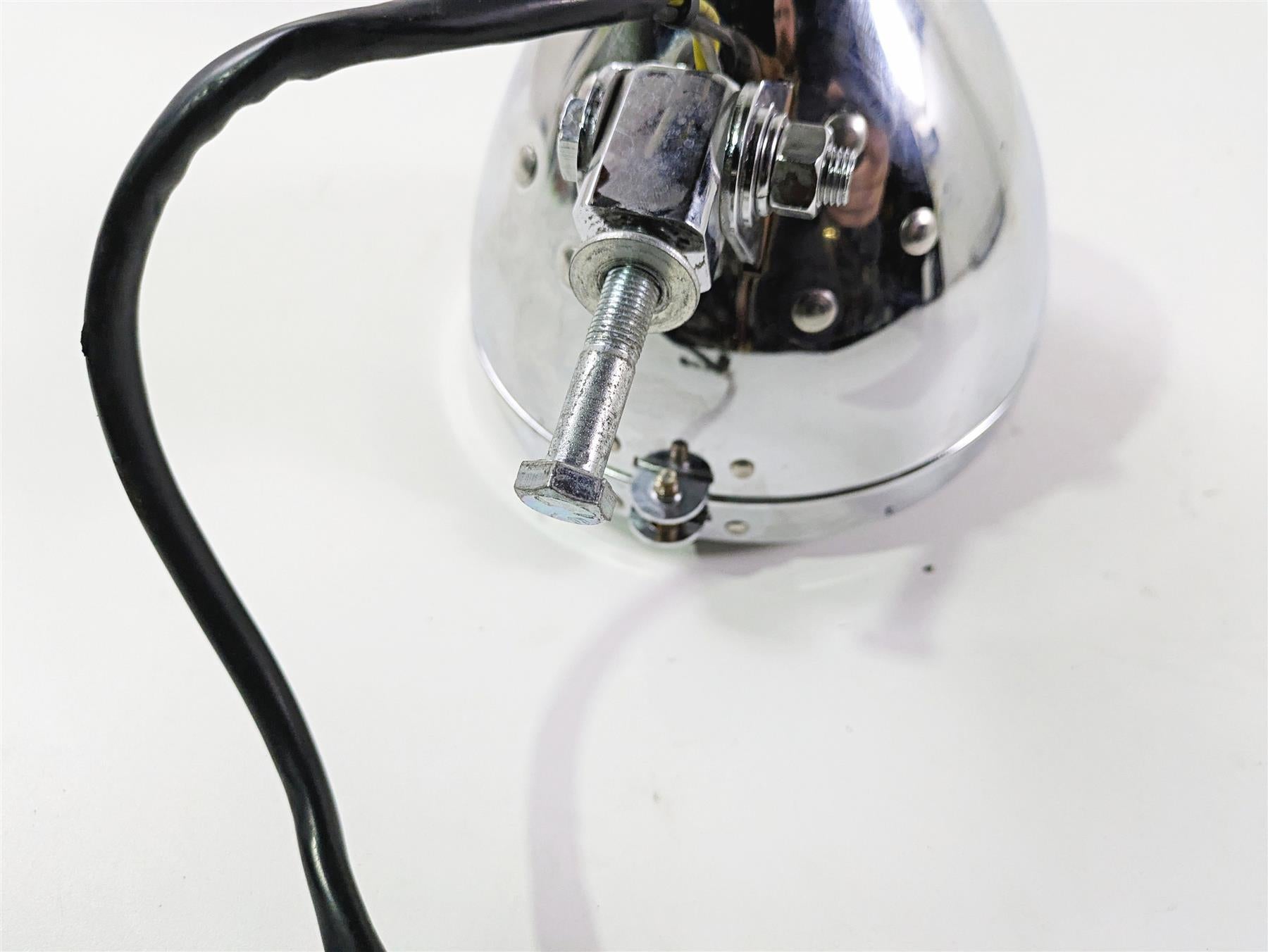 2004 Harley Softail FXSTDI Deuce Headlight & Led Bulb 68258-00B 4029270 {{ shop.shopifyCountryName }} - Mototech271