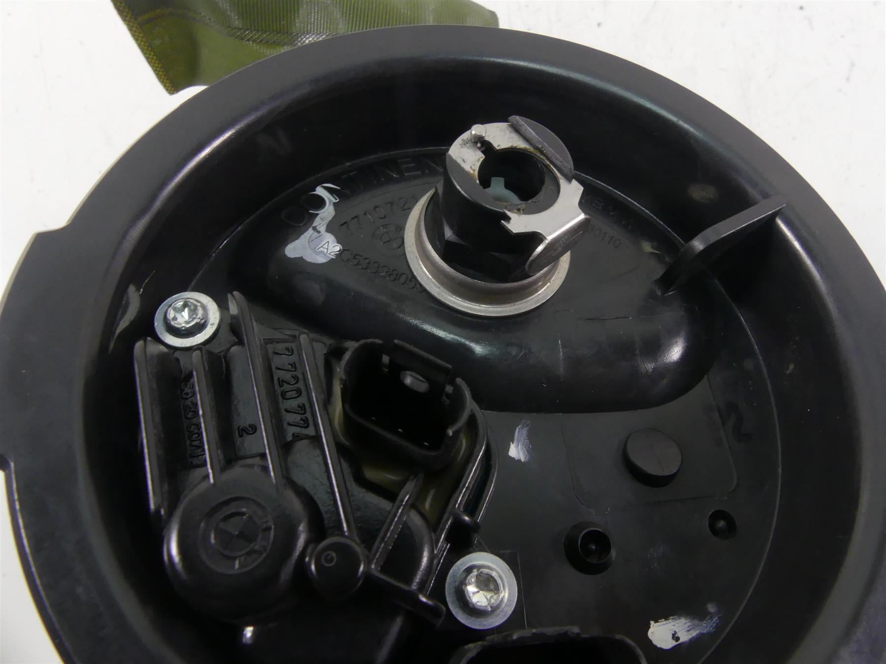 2012 BMW S1000RR K46 Fuel Gas Petrol Pump - Tested 16147718349 {{ shop.shopifyCountryName }} - Mototech271