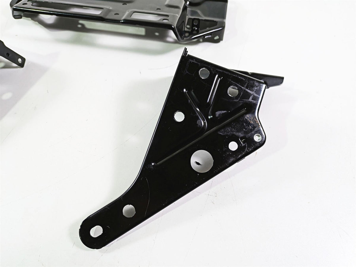 2017 Harley Touring FLHTKSE CVO E-Glide Front Fairing Support Mount Set 57000169 {{ shop.shopifyCountryName }} - Mototech271