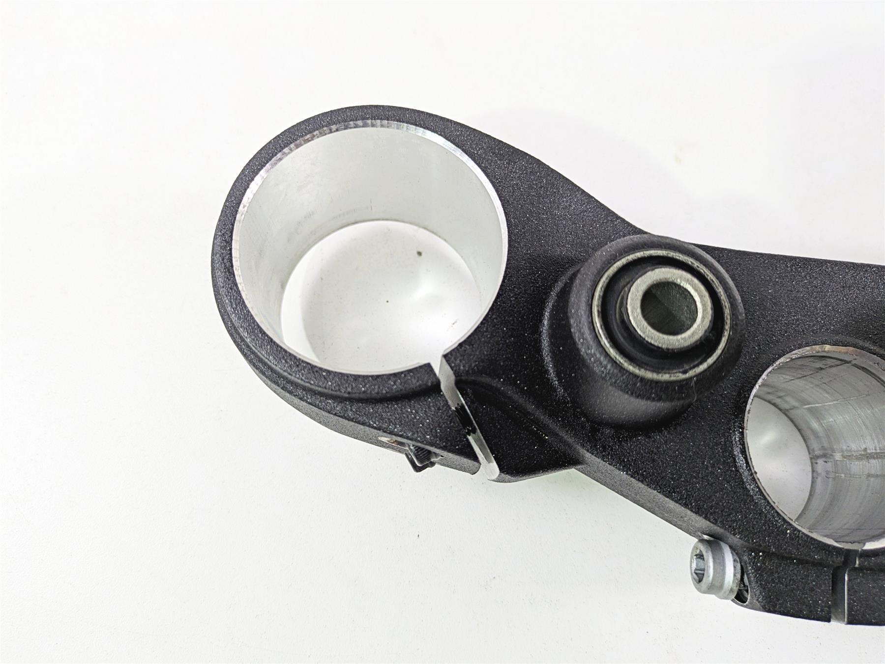 2022 Ducati Hypermotard 950 Upper Triple Tree Steering Clamp 34111211AA {{ shop.shopifyCountryName }} - Mototech271