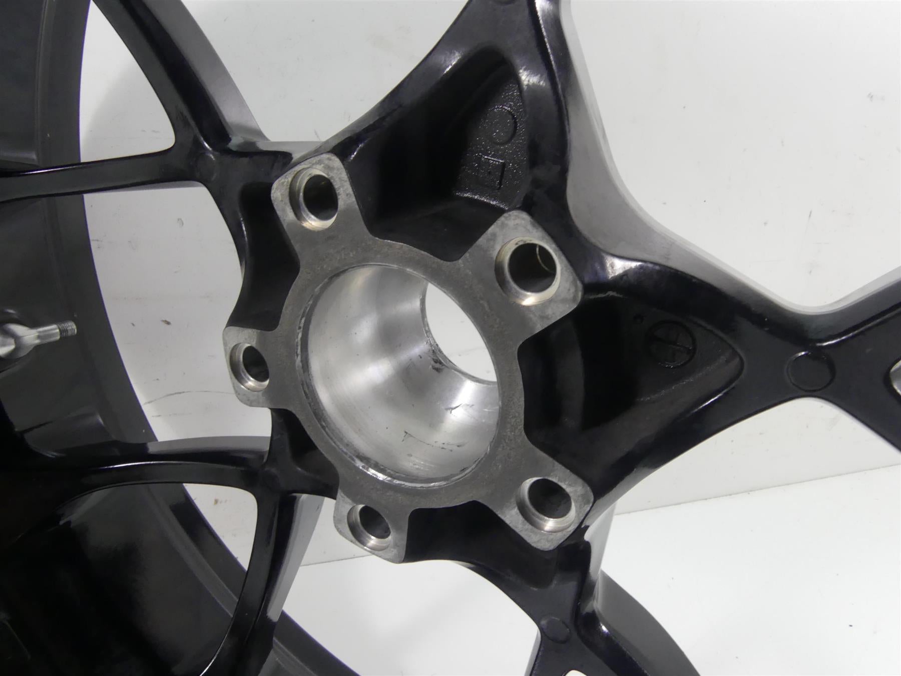 2016 KTM 1290 Superduke R Straight Rear Wheel Rim 17x6 6141010104430 {{ shop.shopifyCountryName }} - Mototech271