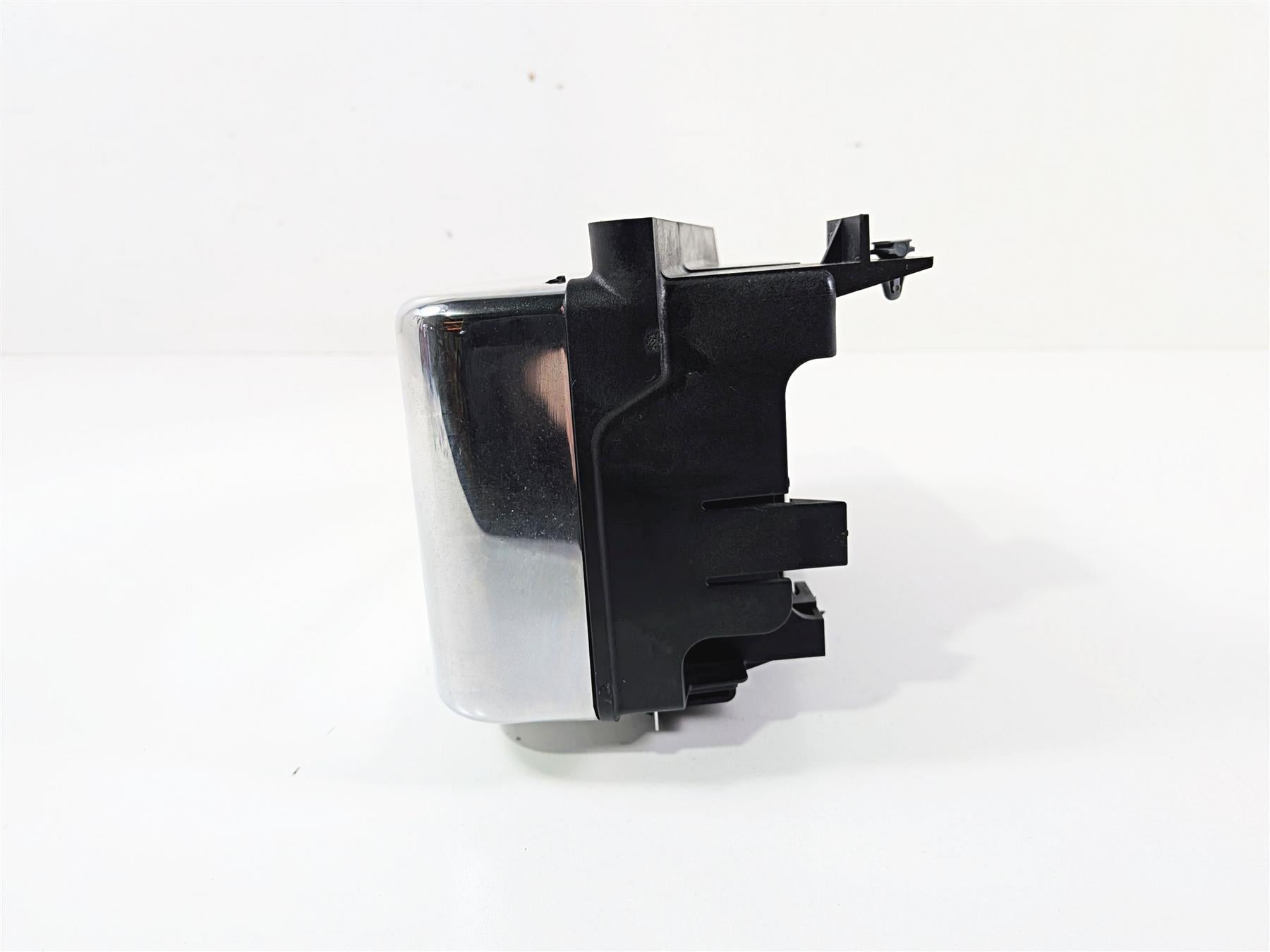 2014 Harley FXDL Dyna Low Rider Electric Holder Tray & Cover 69200101 70367-12 {{ shop.shopifyCountryName }} - Mototech271