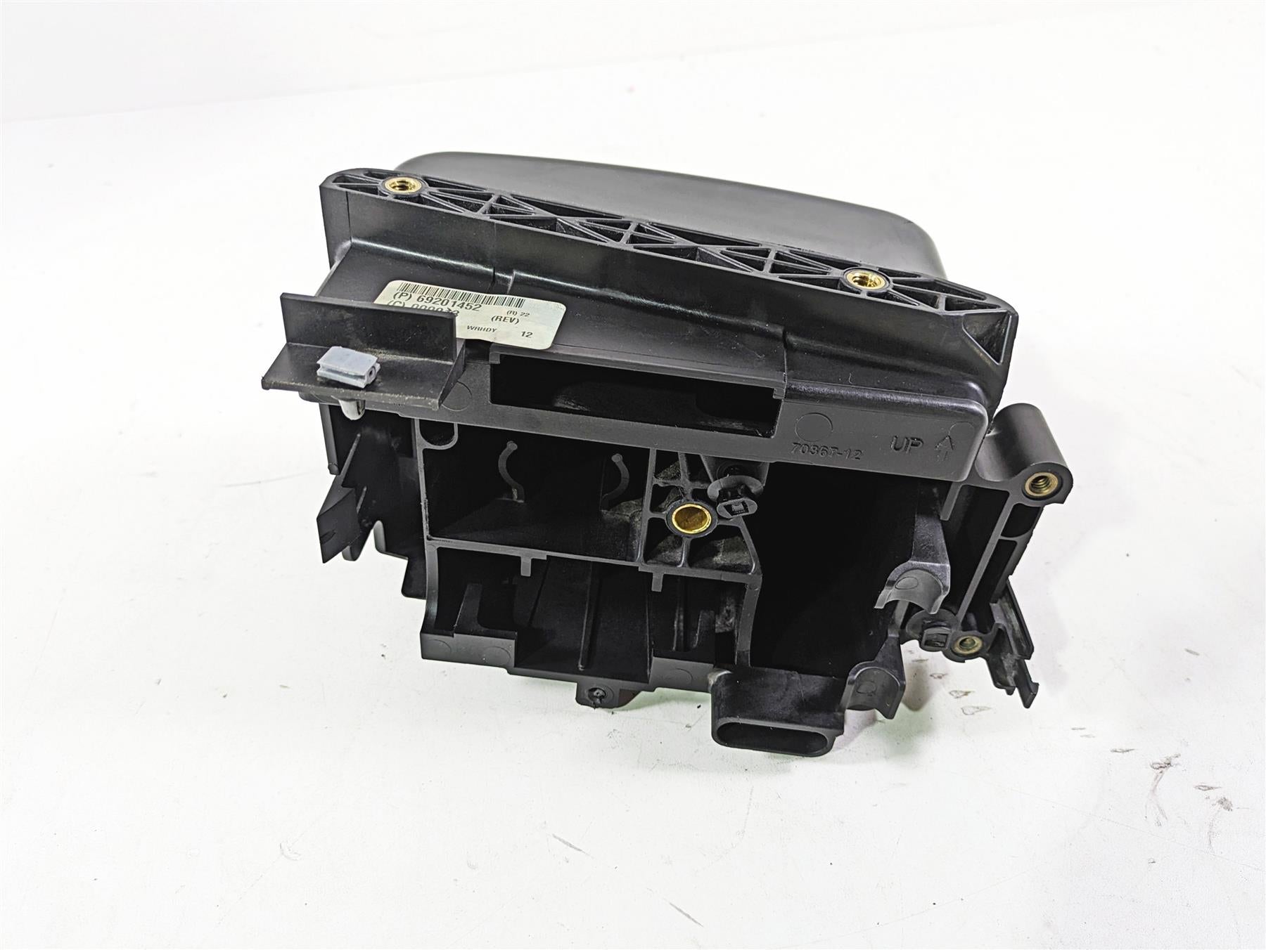 2017 Harley Dyna FXDB Street Bob Electrical Carrier & Black Cover 70367-12 {{ shop.shopifyCountryName }} - Mototech271