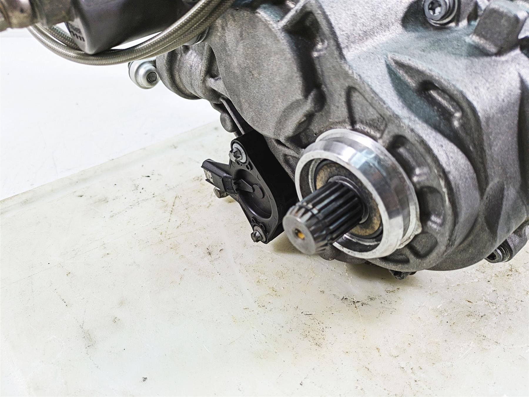 2007 BMW R1200RT K26 Transmission Tranny Gear Box Type 426 LAC 23007683433 {{ shop.shopifyCountryName }} - Mototech271