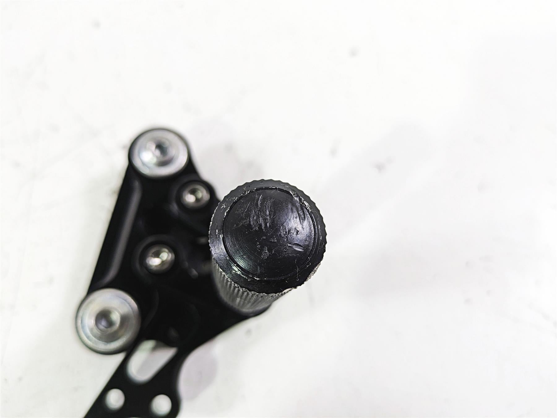 2018 Suzuki GSX1300 R Hayabusa Right Front Racing Footpeg Foot Rest {{ shop.shopifyCountryName }} - Mototech271