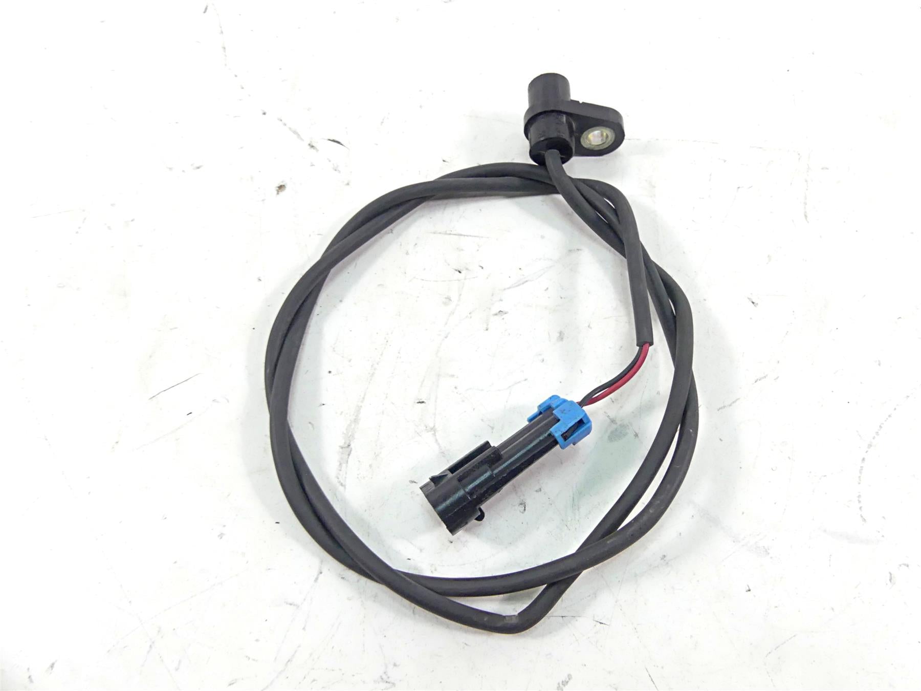 2019 Indian Chieftain Classic Front Abs Wheel Speed Sensor 4013251 {{ shop.shopifyCountryName }} - Mototech271