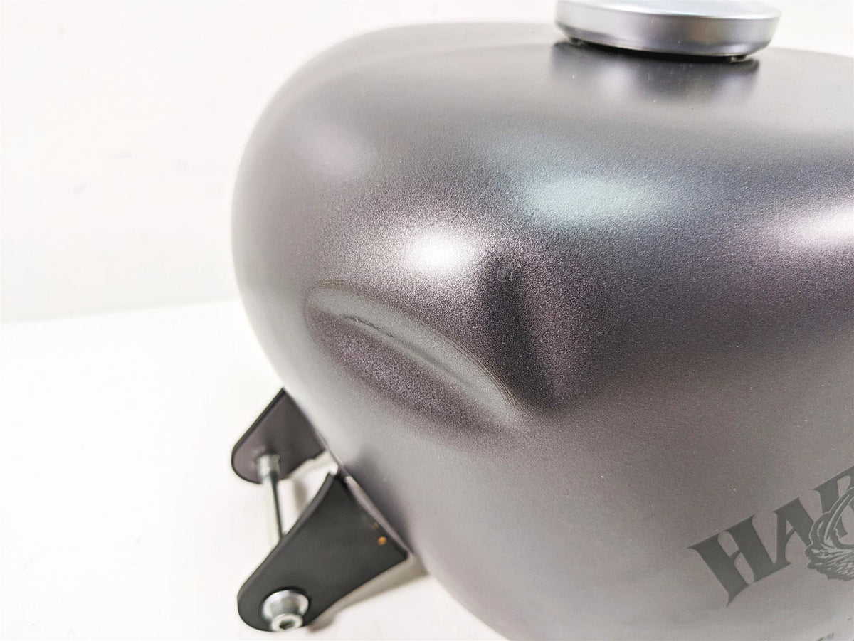 2017 Harley XL883 N Sportster Iron Fuel Gas Petrol Tank - Dent 61405-07 {{ shop.shopifyCountryName }} - Mototech271