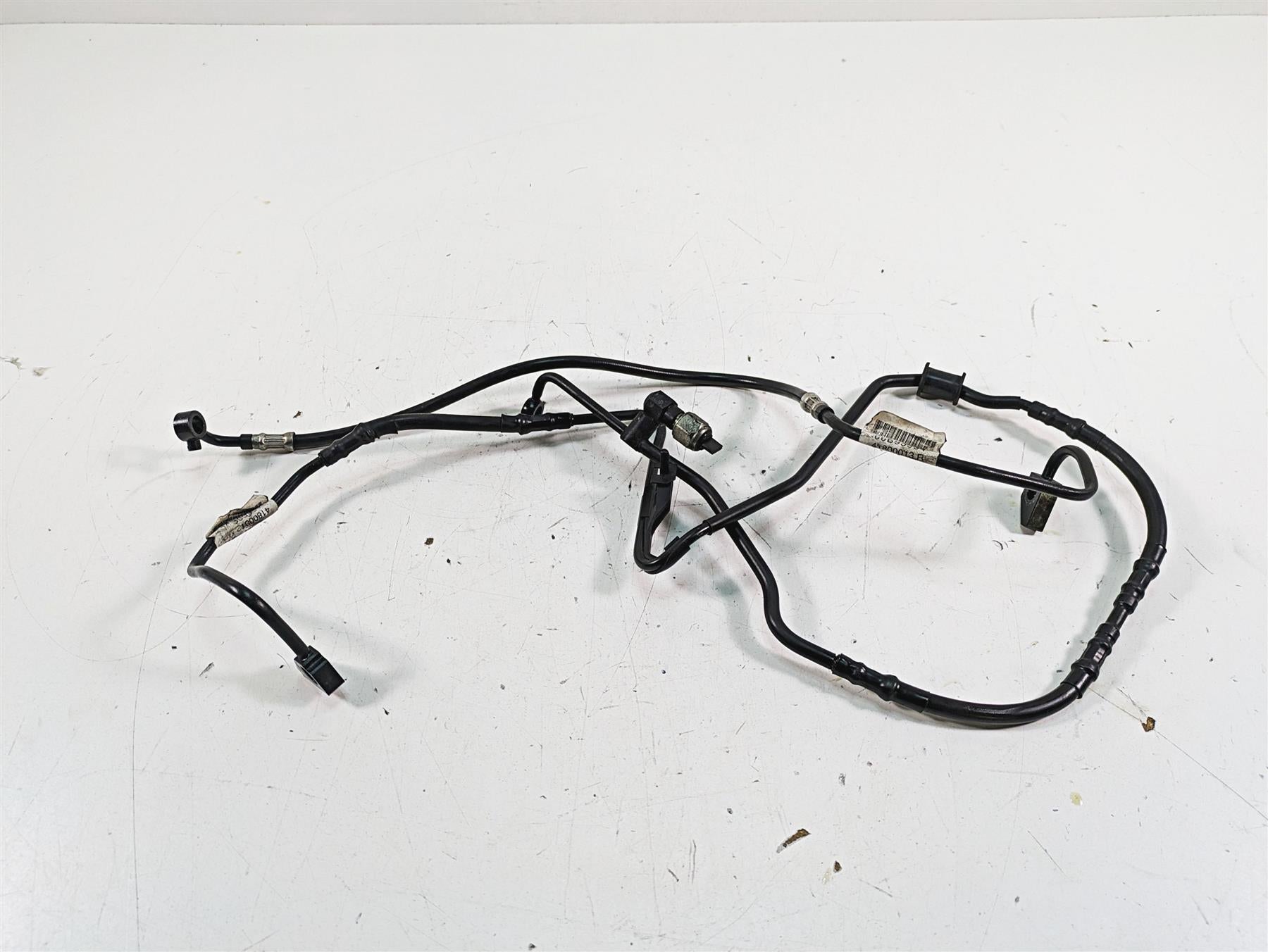 2015 Harley Touring FLHXS Street Glide Rear Abs Brake Line Set 41800012 {{ shop.shopifyCountryName }} - Mototech271