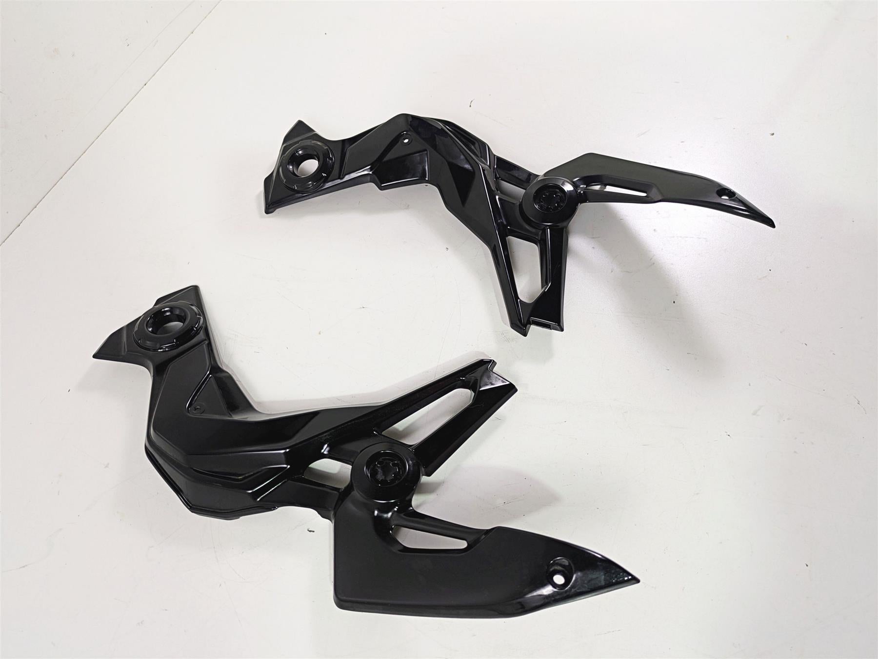 2020 Kawasaki Z900 ZR900 Xxun Moto Left Right Pivot Cover Fairing Set 7051 {{ shop.shopifyCountryName }} - Mototech271
