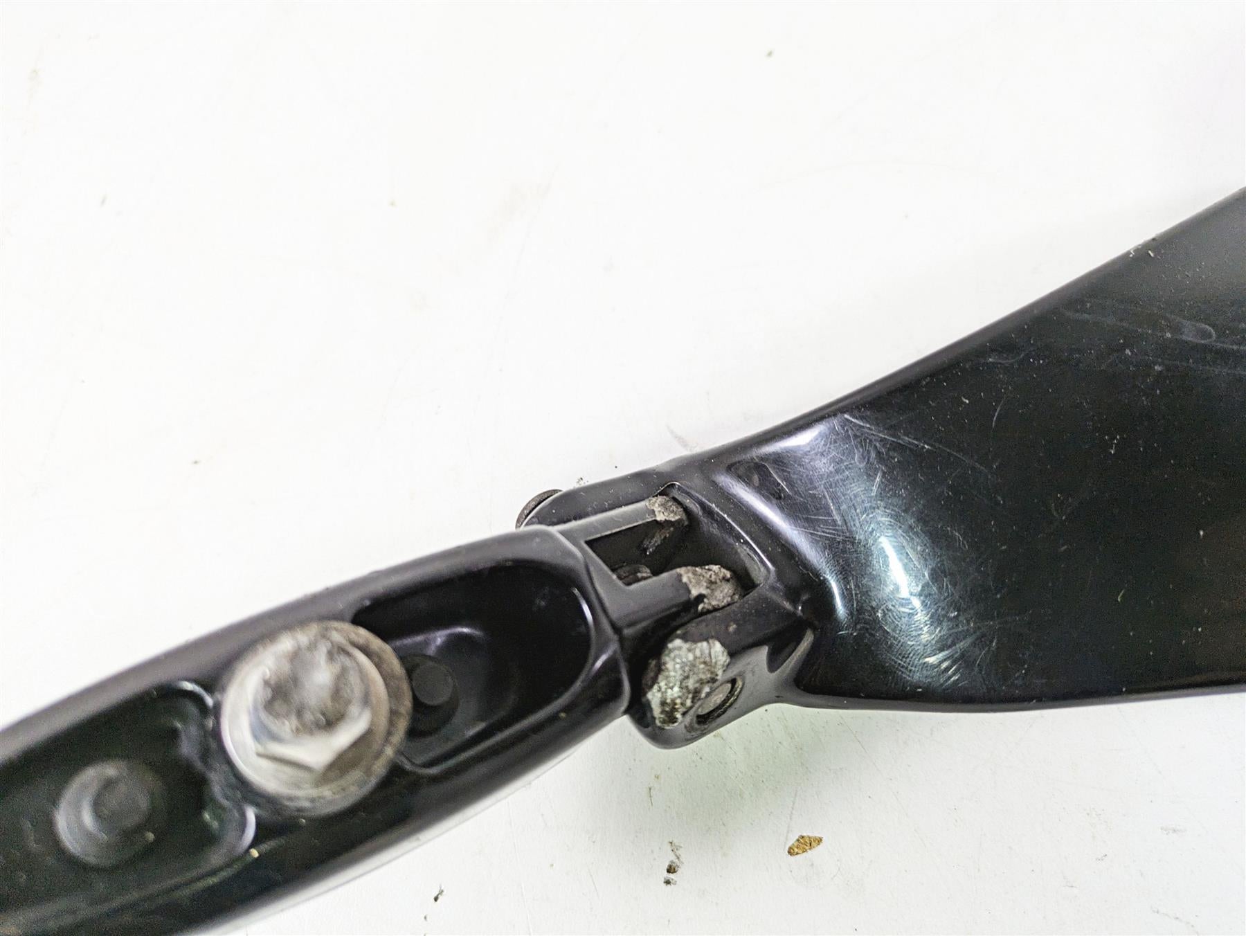 2018 Harley Softail FXFBS Fat Bob Right Rider Footpeg & Brake Pedal 50500746 {{ shop.shopifyCountryName }} - Mototech271