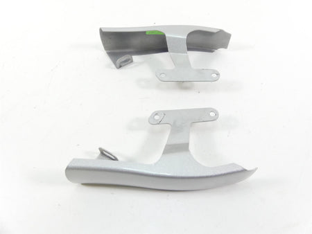 2009 Harley FLHTCU SE4 CVO E-Glide Fender Saddlebag Trim Filler Set 91638-09CZB {{ shop.shopifyCountryName }} - Mototech271