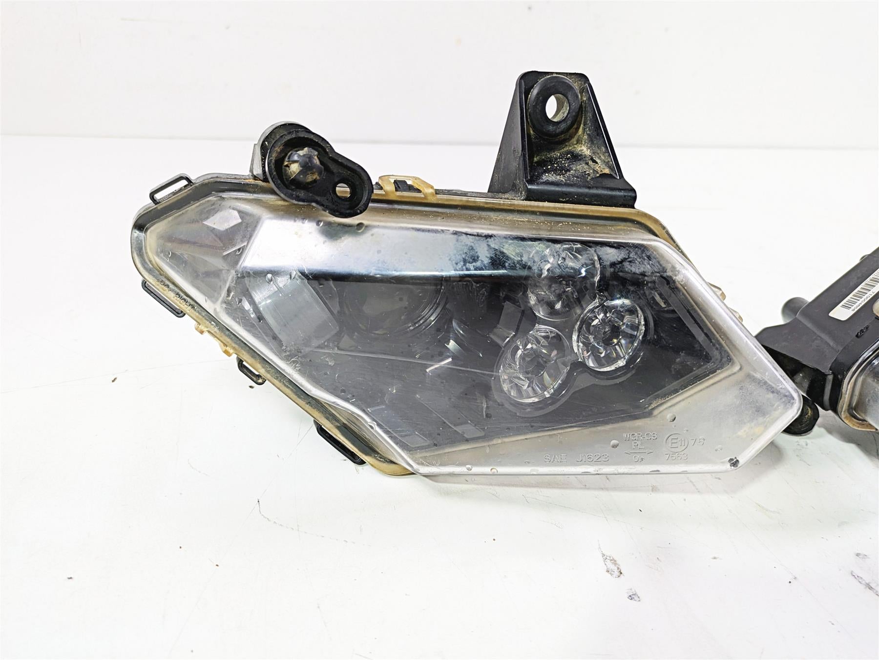 2019 Can Am Maverick X3 XRS Turbo R Headlight Head Lamp Set - Read 710004658 {{ shop.shopifyCountryName }} - Mototech271