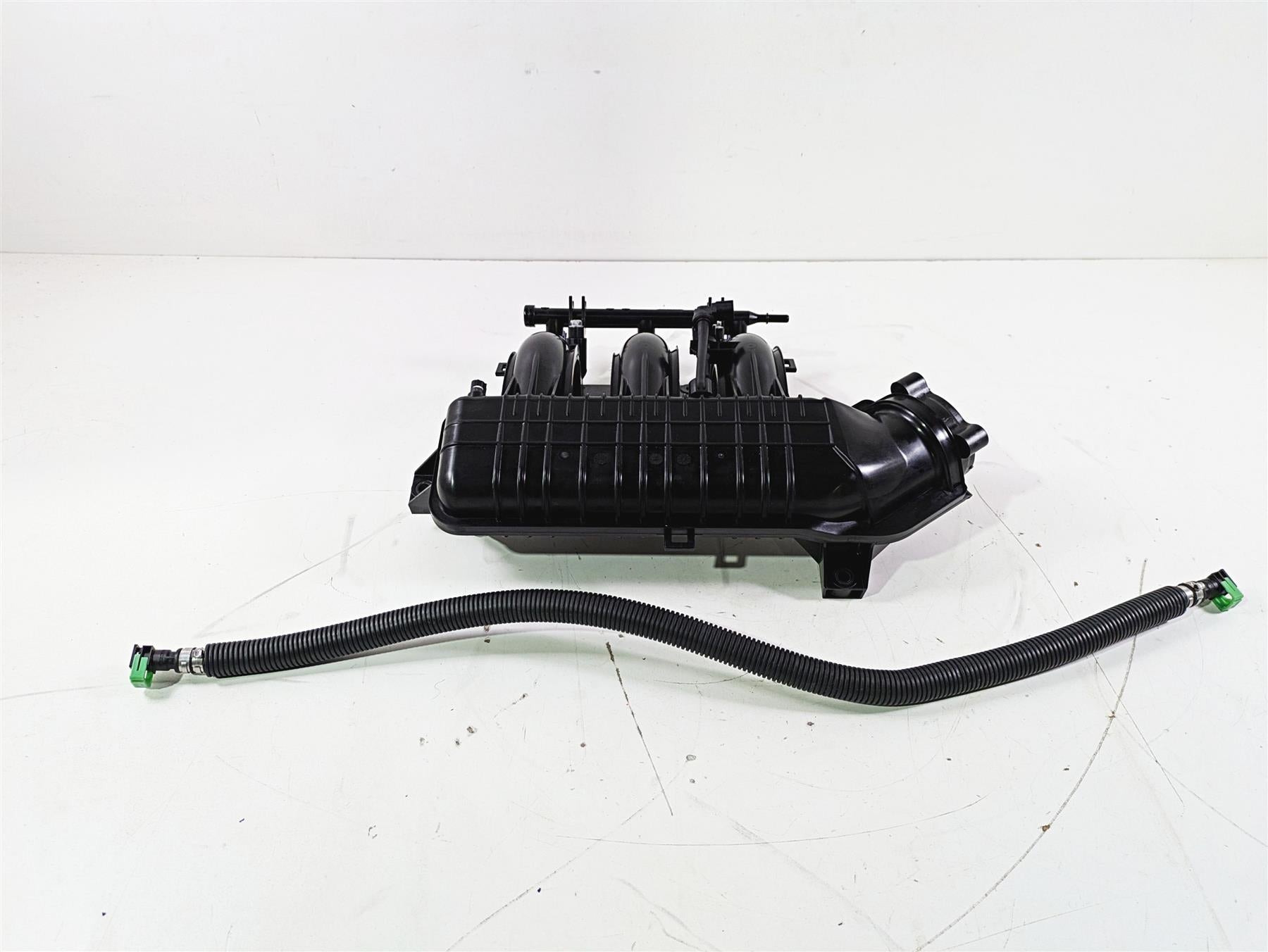 2020 Yamaha Waverunner VX1050 Deluxe Intake Manifold & Injectors 6EY-13641-00-00 {{ shop.shopifyCountryName }} - Mototech271