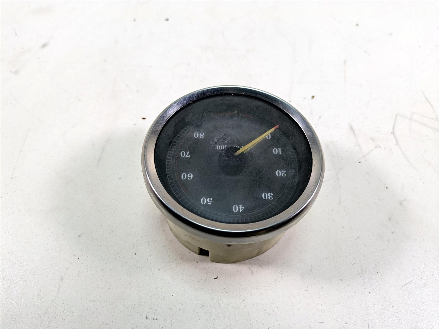 2000 Harley Dyna FXDL Low Rider Tachometer Tacho Meter Gauge -Read 67042-99 {{ shop.shopifyCountryName }} - Mototech271