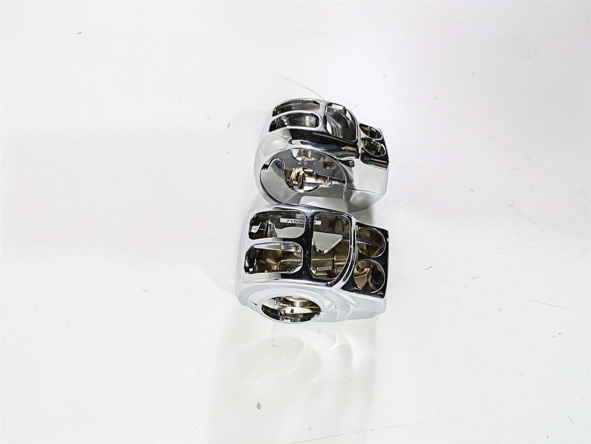 2017 Harley Touring FLHTKSE CVO E-Glide Chrome Control Switch Cover Set 71500341 {{ shop.shopifyCountryName }} - Mototech271