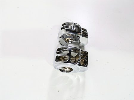 2017 Harley Touring FLHTKSE CVO E-Glide Chrome Control Switch Cover Set 71500341 {{ shop.shopifyCountryName }} - Mototech271