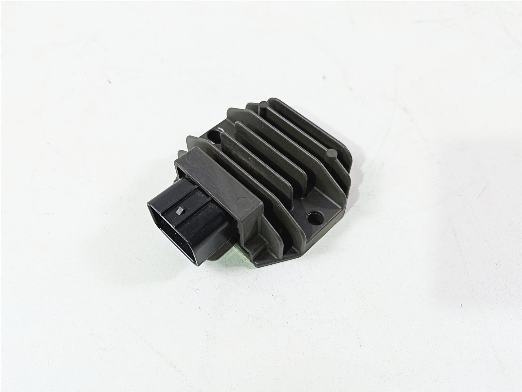 2020 KTM 1290 Super Adventure R Rectifier Voltage Regulator 60311034000 FH022AA {{ shop.shopifyCountryName }} - Mototech271