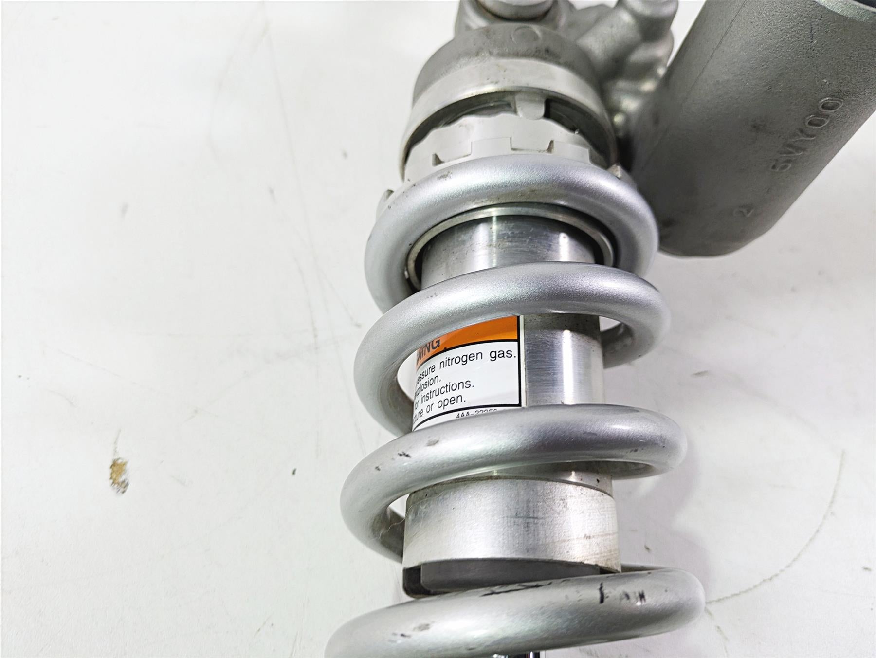 2005 Yamaha YZFR1 YZF R1 Rear Suspension Shock Damper 5VY-22210-10-00 {{ shop.shopifyCountryName }} - Mototech271