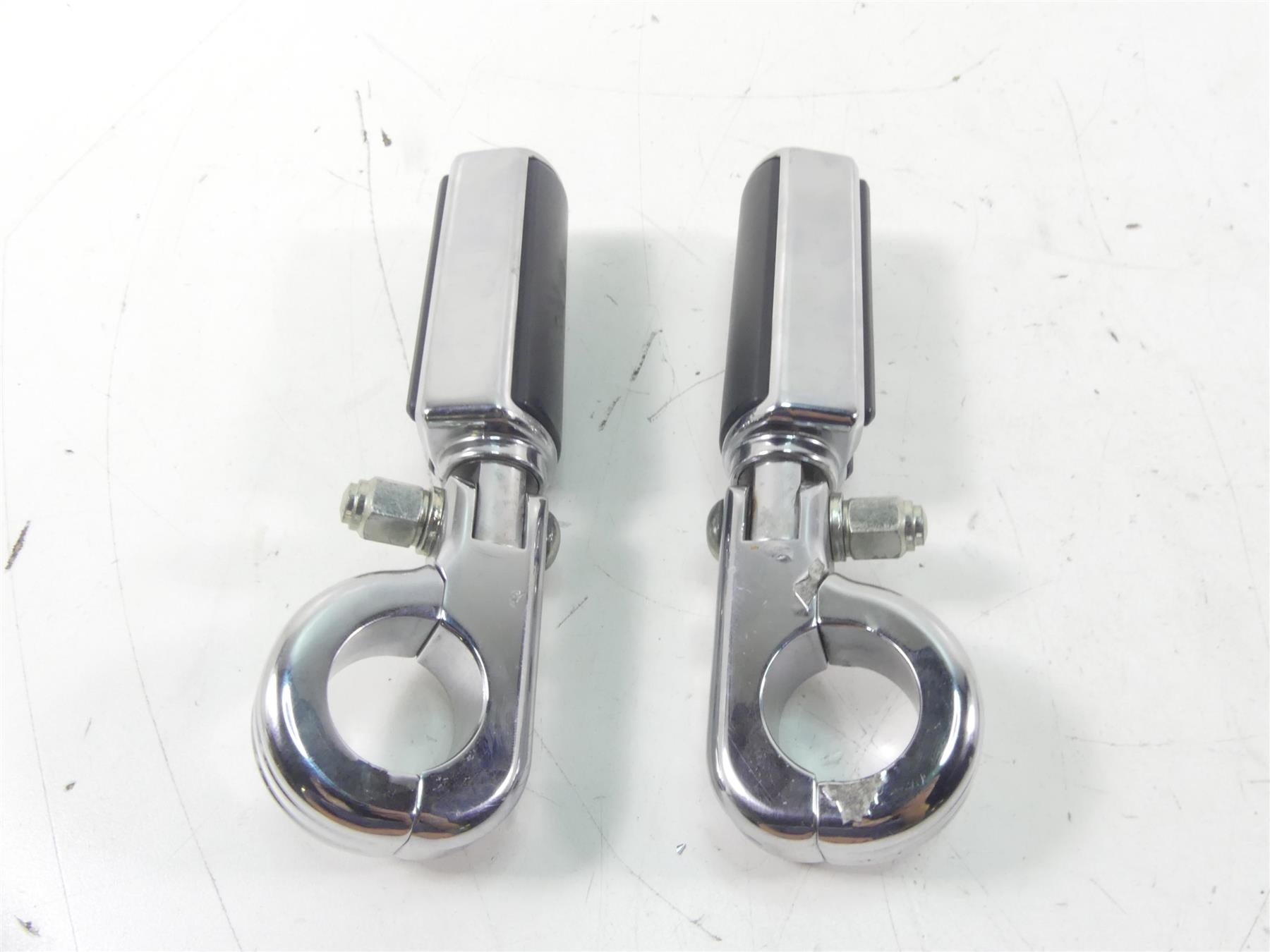 2007 Harley FLHTCU SE2 CVO Electra Glide Chrome Highway Foot Pegs {{ shop.shopifyCountryName }} - Mototech271
