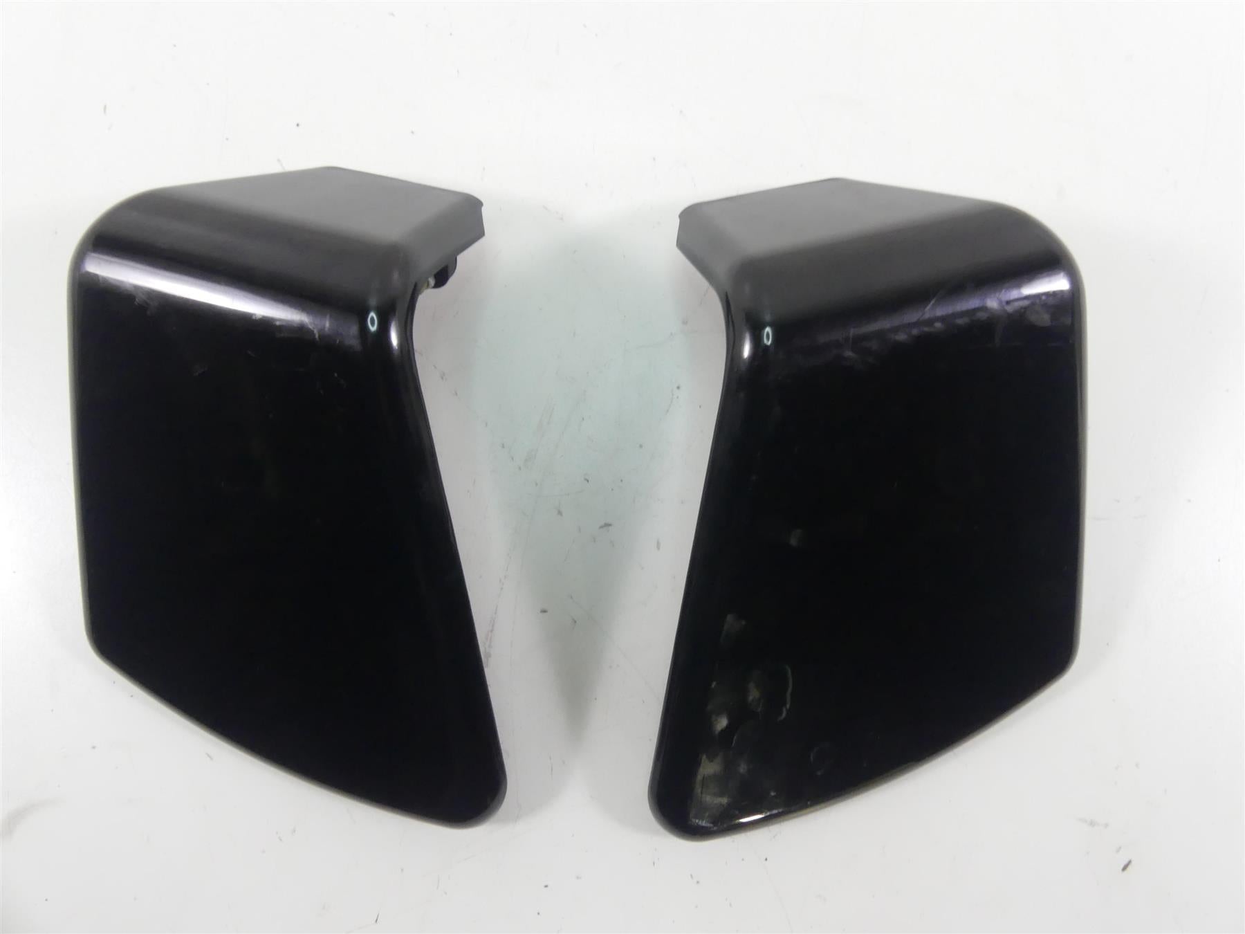 2011 Harley Touring FLTRU Road Glide Front Inner Fairing Lid Cover Set 58727-98B {{ shop.shopifyCountryName }} - Mototech271