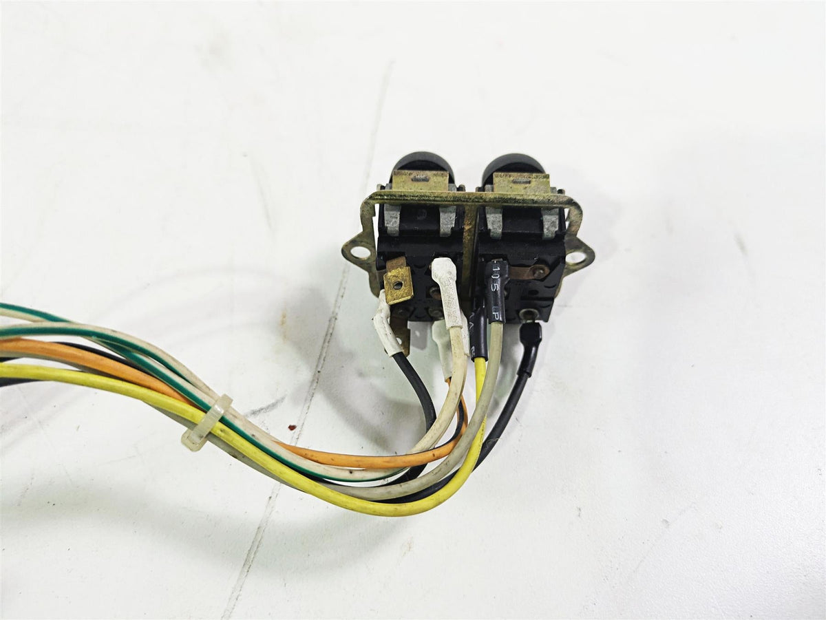 1996 Harley Touring FLHTCUI Electra Glide Aux Cruise Control Switch Set 71535-96 {{ shop.shopifyCountryName }} - Mototech271