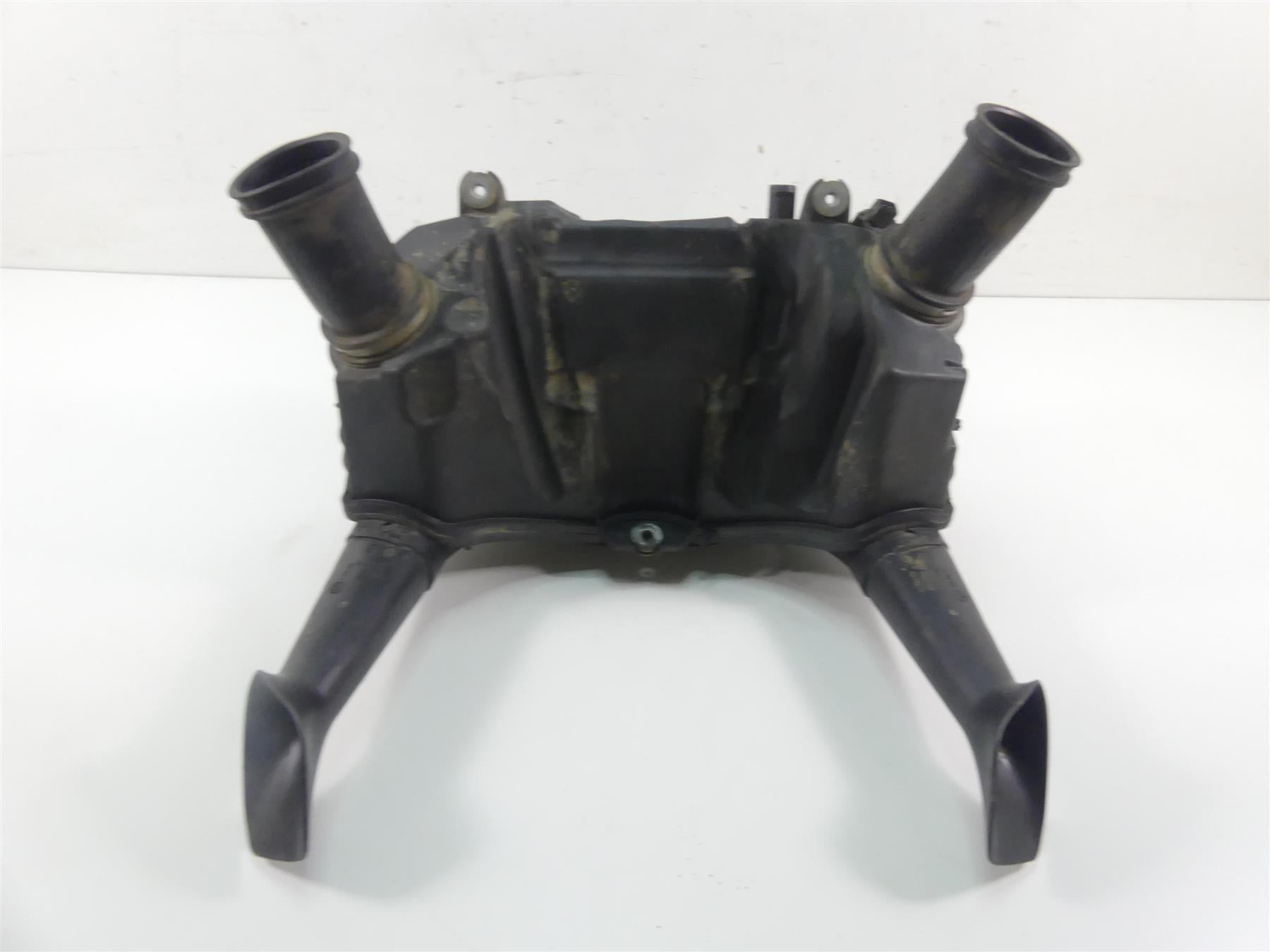 2019 BMW R1250GS K50 Air Cleaner Breather & Tubes Set 13718567190 {{ shop.shopifyCountryName }} - Mototech271