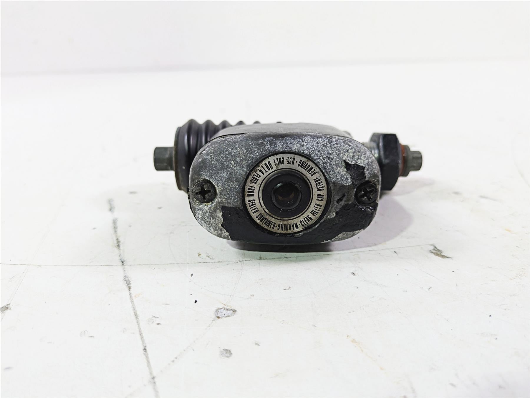 2007 Harley FXDWG Dyna Wide Glide Rear Brake Master Cylinder 42474-06C {{ shop.shopifyCountryName }} - Mototech271