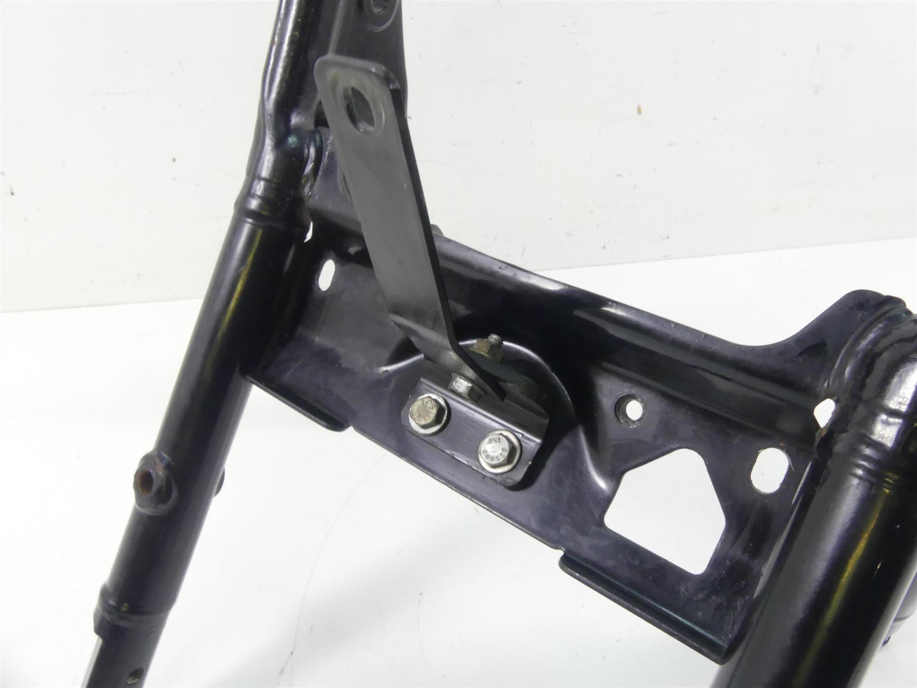 2013 Harley Touring FLHTP Electra Glide Bent Rear Subframe Sub Frame 48079-09BHP {{ shop.shopifyCountryName }} - Mototech271