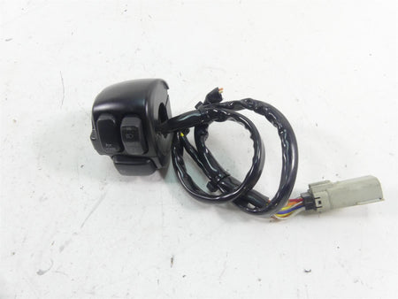 2012 Harley VRSCF Muscle Rod Left Hand Lights Control Switch - Read 71682-06A {{ shop.shopifyCountryName }} - Mototech271