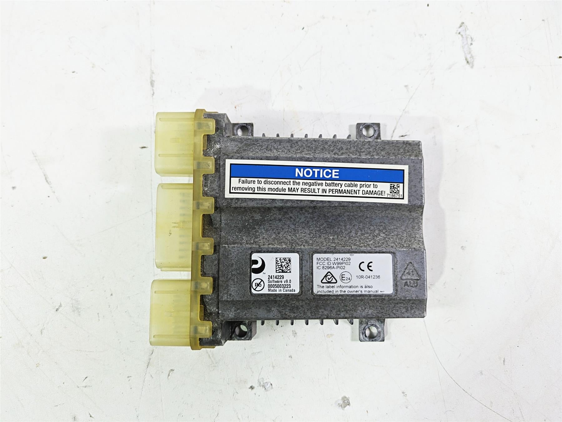 2018 Indian Chieftain Limited Vcm Vehicle Control Module Cdi Ecu Ecm 2414229 {{ shop.shopifyCountryName }} - Mototech271