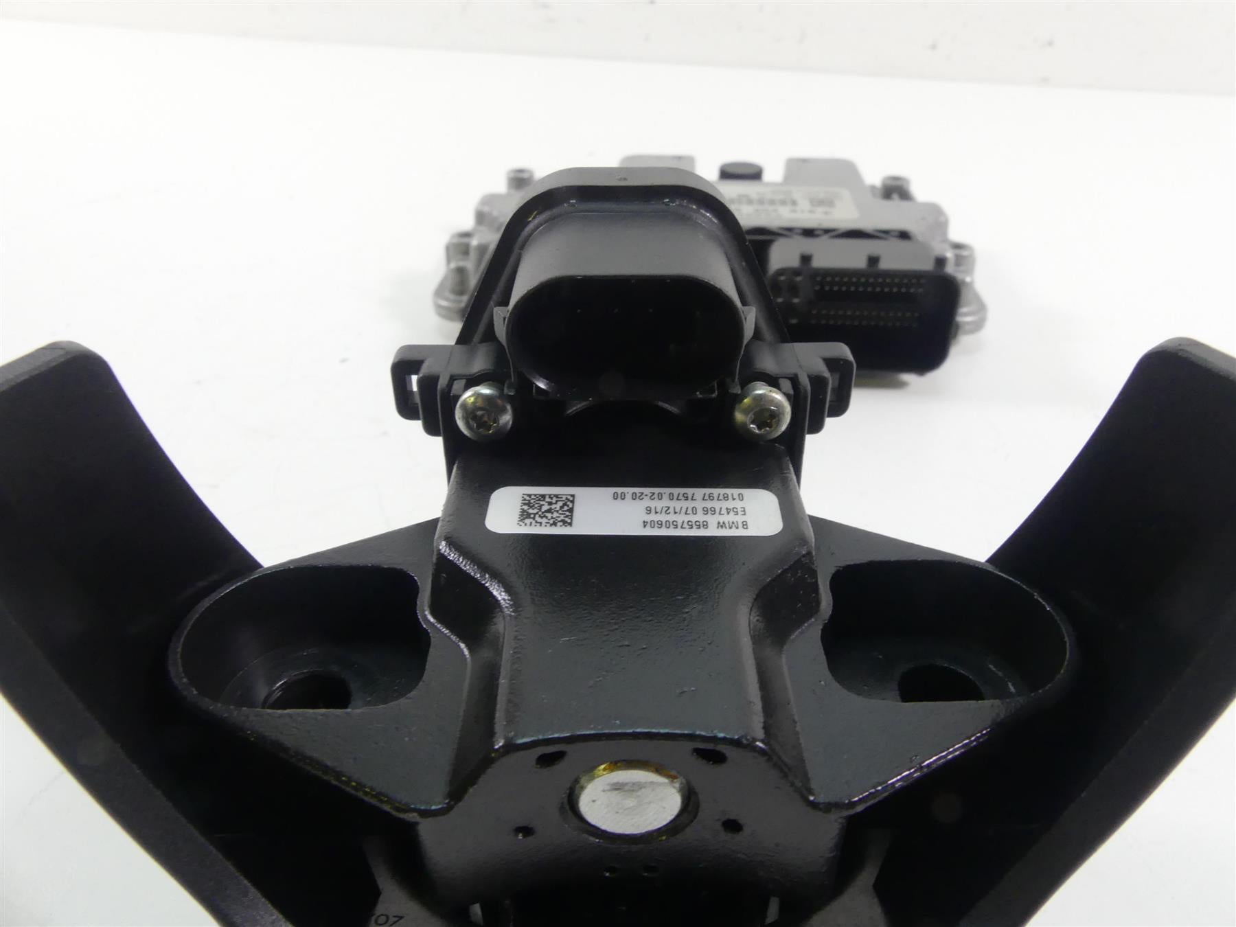 2017 BMW RnineT Racer K32 Cdi Ecu Ecm Ignition Switch Key Tank Cap Set 8354916 {{ shop.shopifyCountryName }} - Mototech271