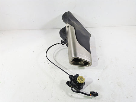2008 Honda CBR1000RR SC59 Exhaust Muffler Silencer Pipe + Servo 18310-MFL-672 {{ shop.shopifyCountryName }} - Mototech271