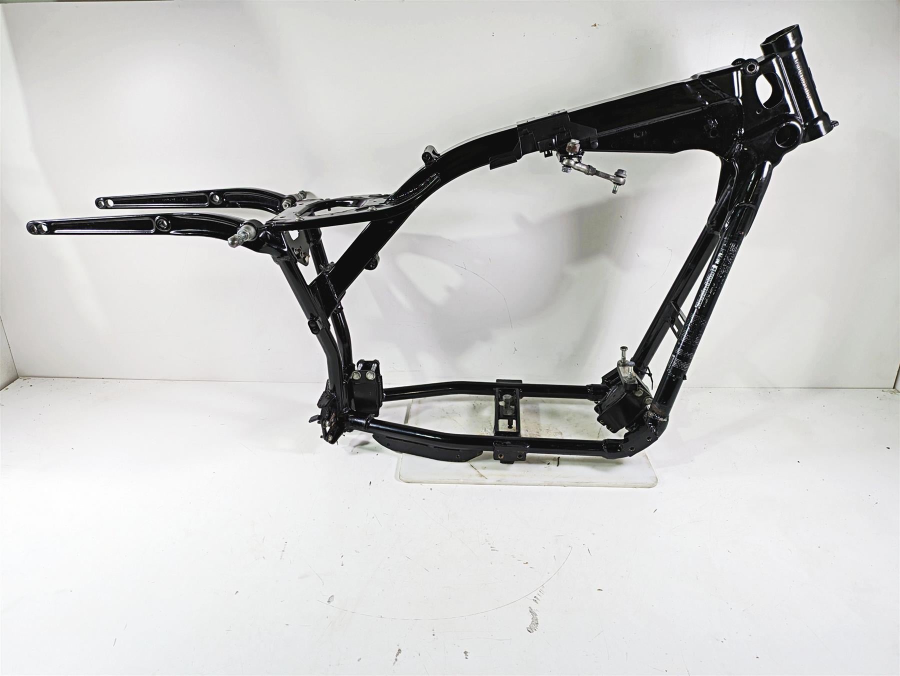 2012 Harley FLD Dyna Switchback Straight Main Frame Chassis With Clear Texas Title 47745-06B {{ shop.shopifyCountryName }} - Mototech271