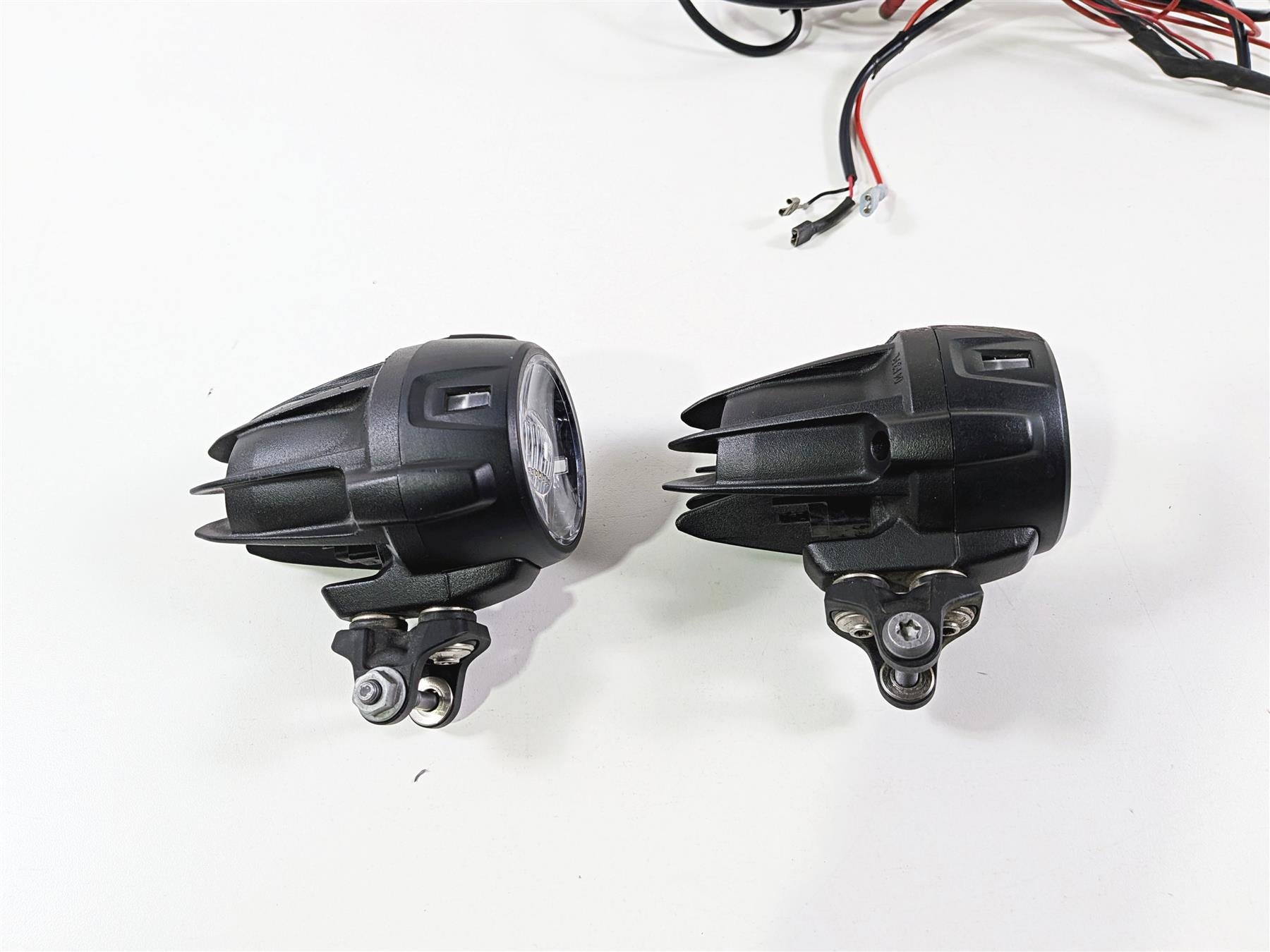 2023 BMW R1250RT RTP K52 Front Spot Fog Light Lamp Set READ 63179457322 {{ shop.shopifyCountryName }} - Mototech271