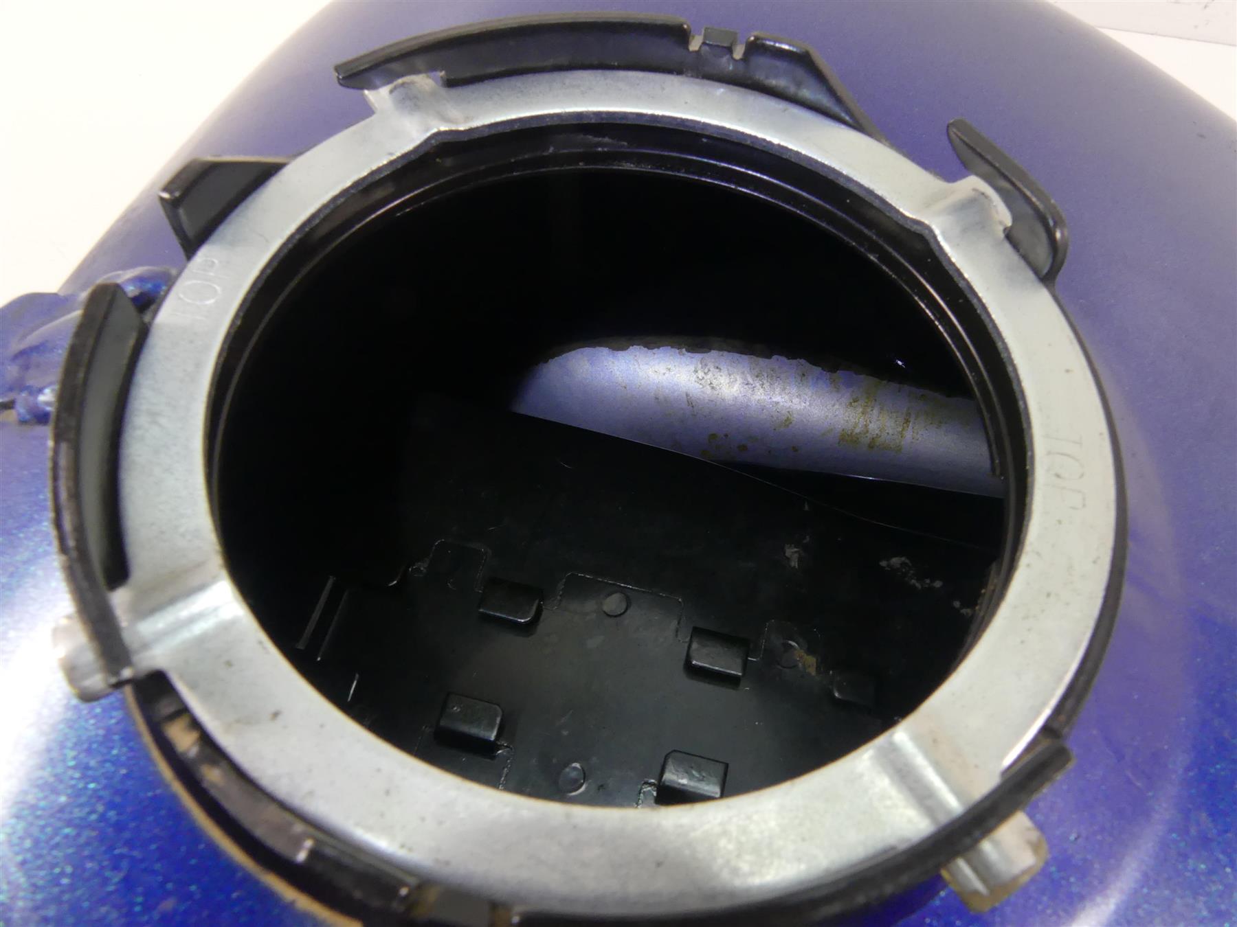 2014 Harley Touring FLHTK Electra Glide Fuel Gas Petrol Tank -Read 61356-08 {{ shop.shopifyCountryName }} - Mototech271