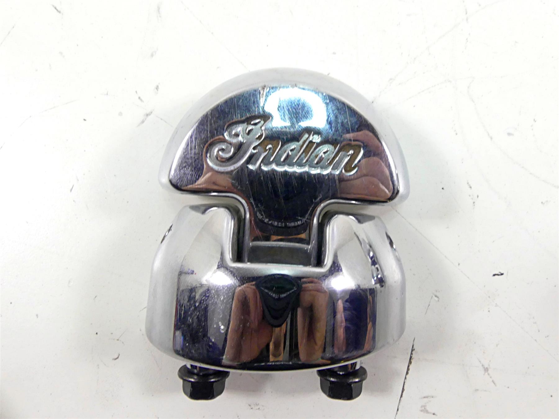 2019 Indian Chieftain Classic Left Saddlebag Latch Hinge Set 5138397 5138399 {{ shop.shopifyCountryName }} - Mototech271